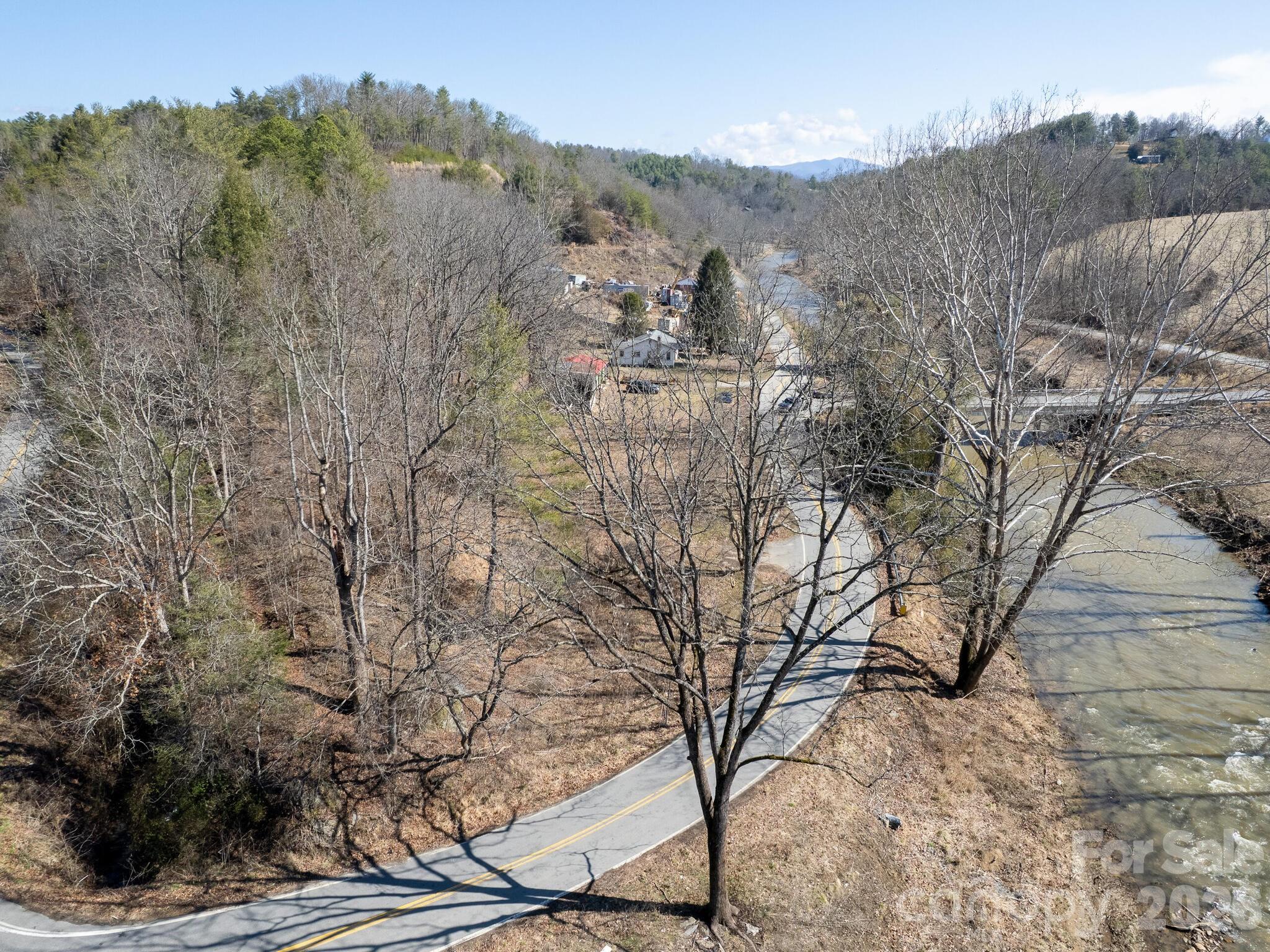 3509 Gabriels Creek Road — Mars Hill