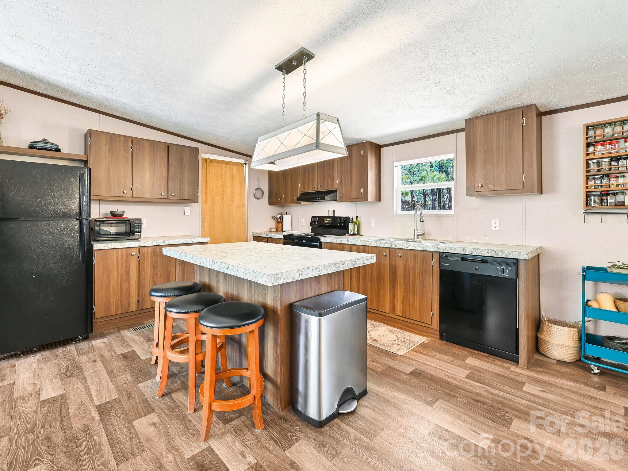 3509 Gabriels Creek Road — Mars Hill