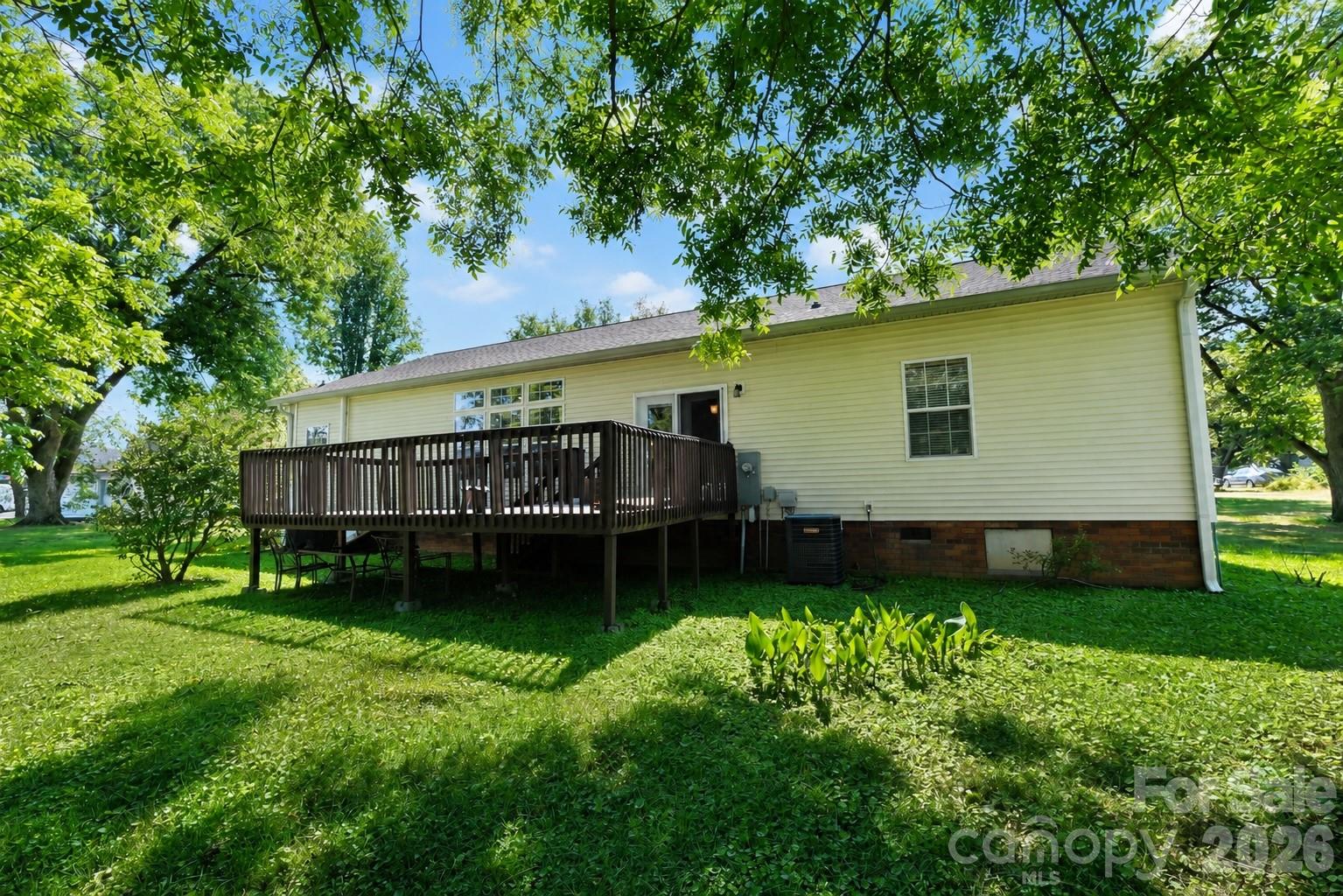 3951 Springs Road — Conover
