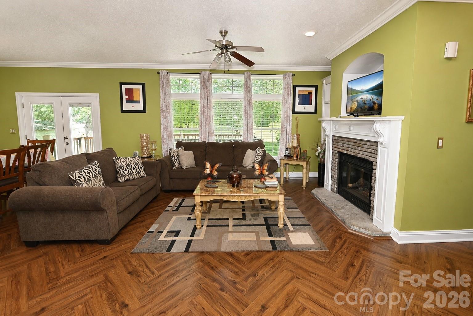 3951 Springs Road — Conover