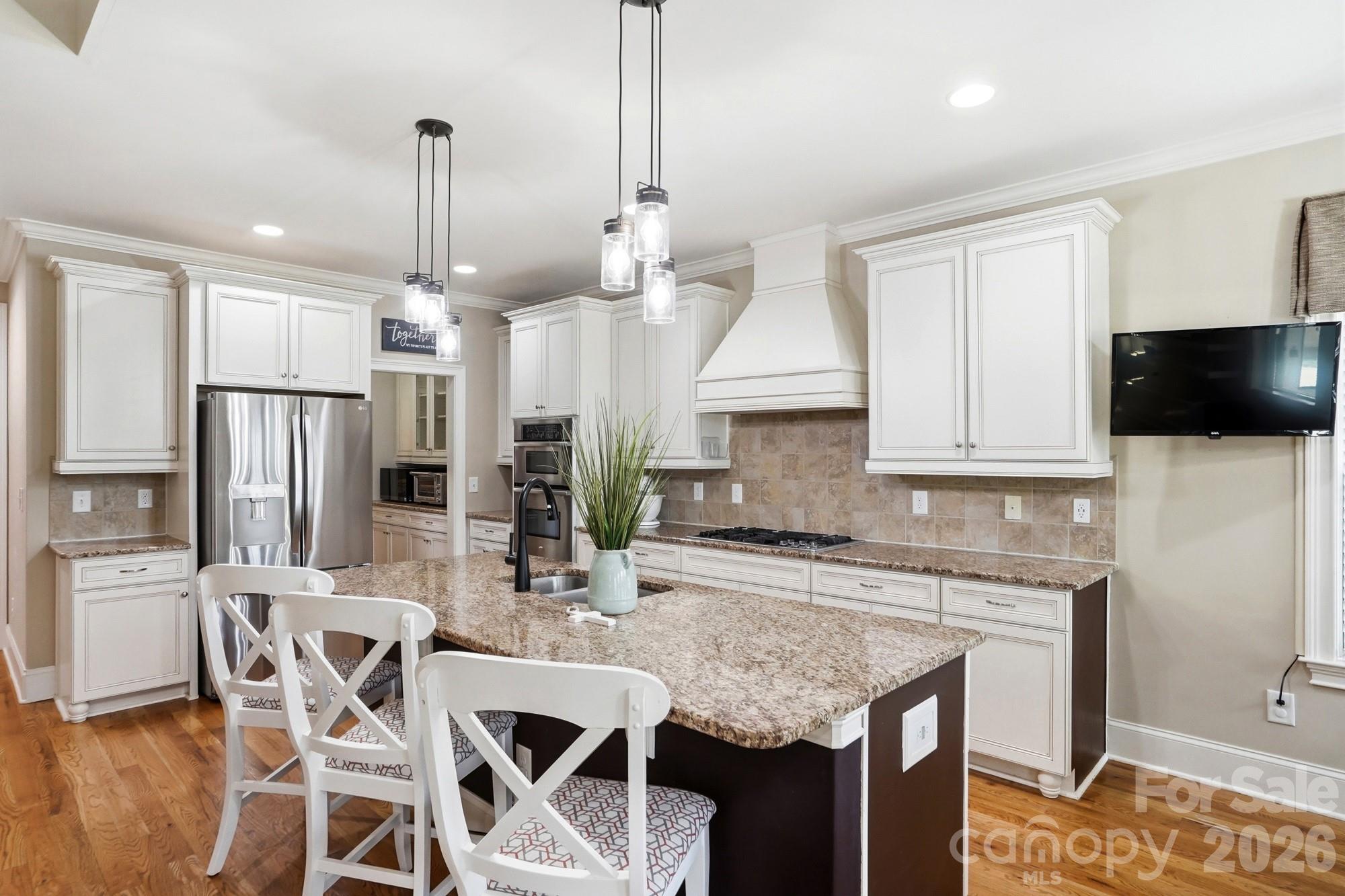 135 Lakeshore Hills Drive — Mooresville