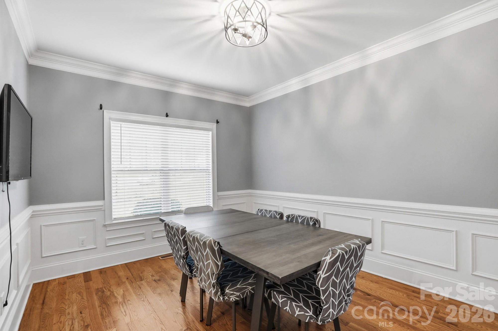 135 Lakeshore Hills Drive — Mooresville