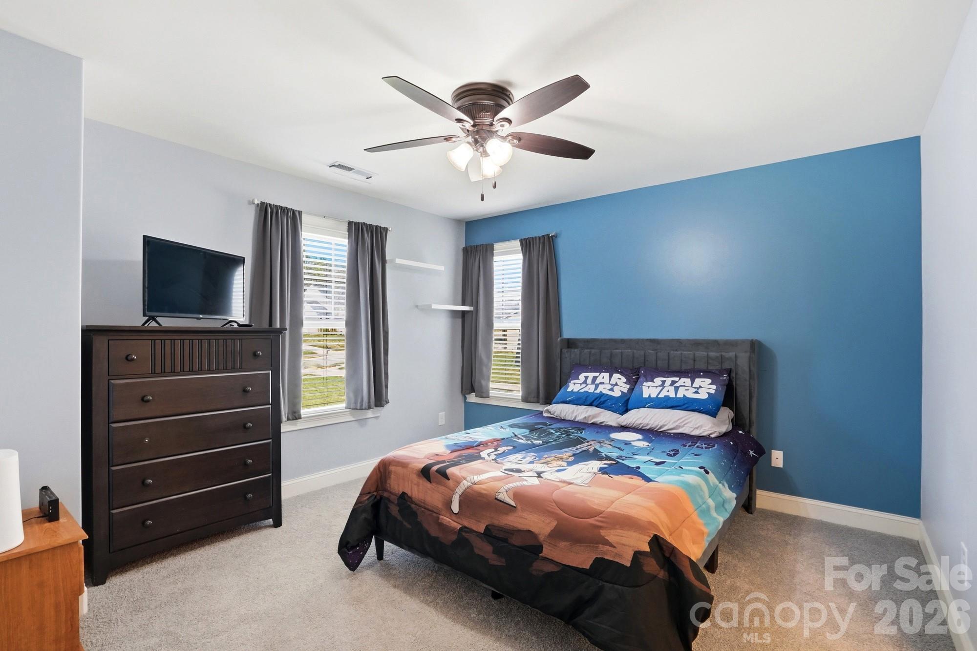 135 Lakeshore Hills Drive — Mooresville