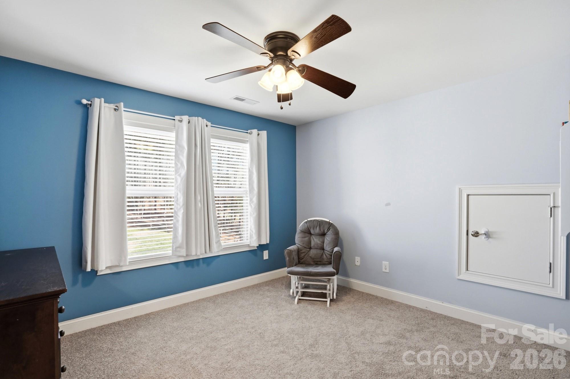 135 Lakeshore Hills Drive — Mooresville