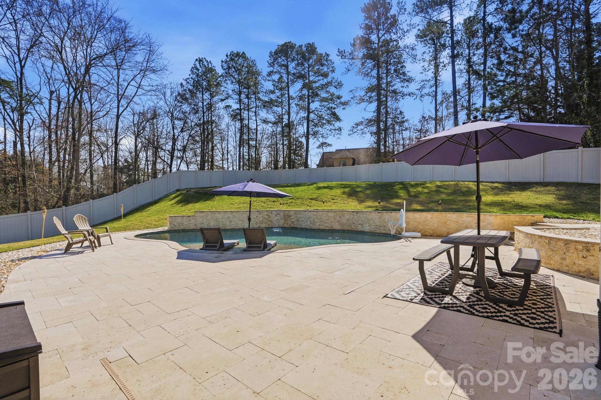 135 Lakeshore Hills Drive — Mooresville