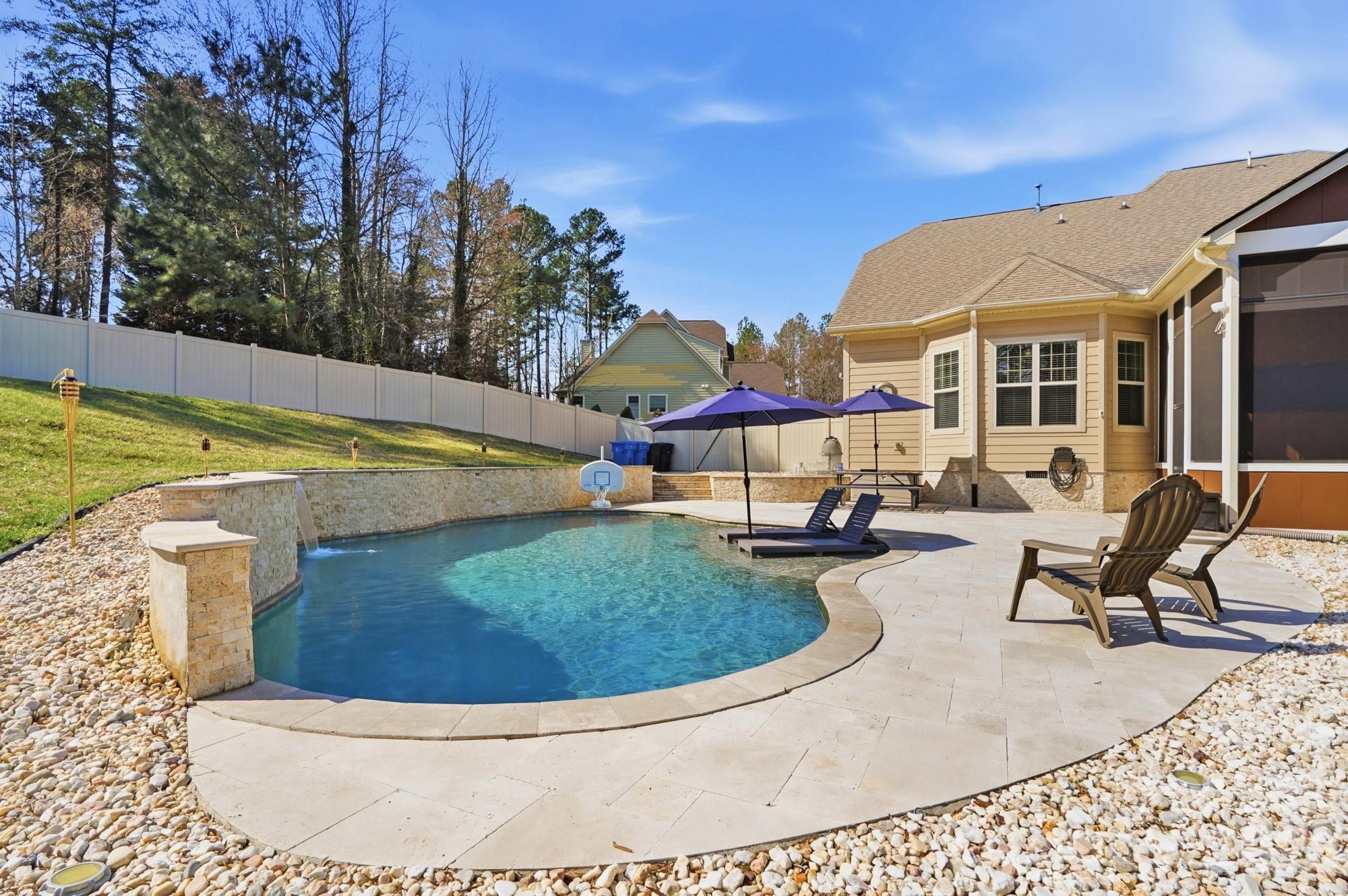 135 Lakeshore Hills Drive — Mooresville