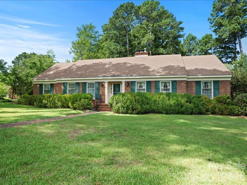 201 Poplar Street — Cheraw