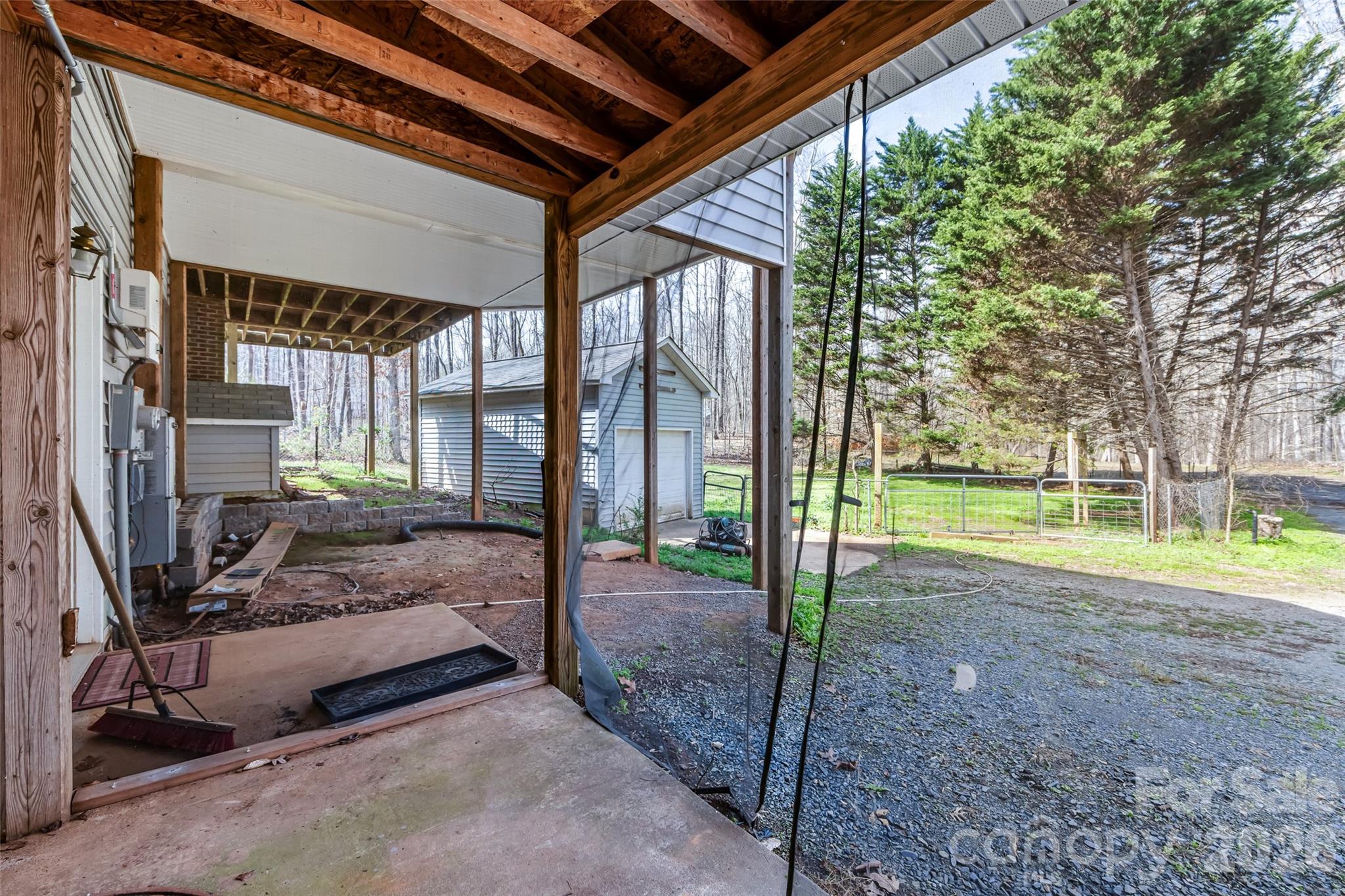 7722 Farmbrook Drive — Waxhaw