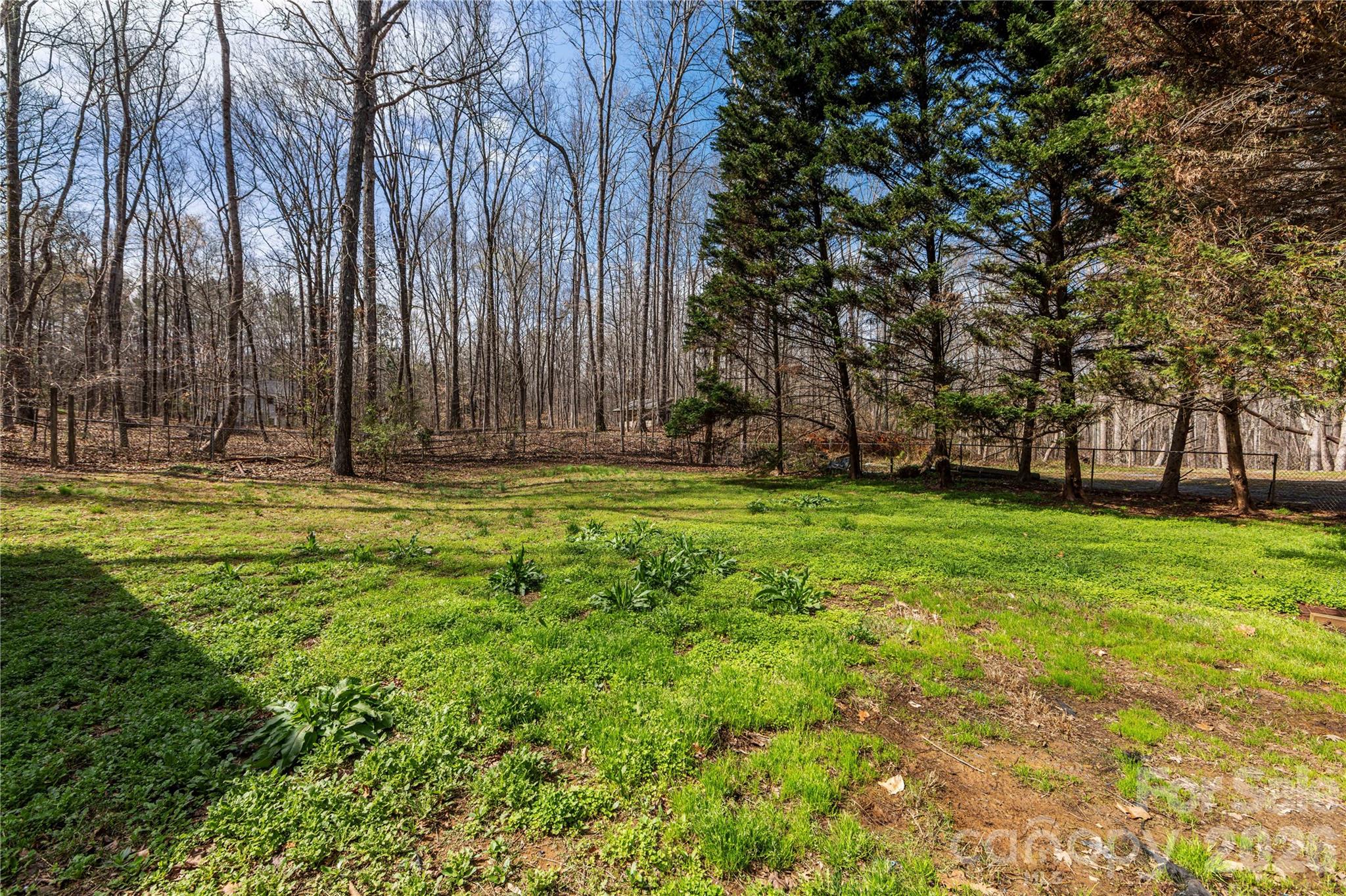 7722 Farmbrook Drive — Waxhaw