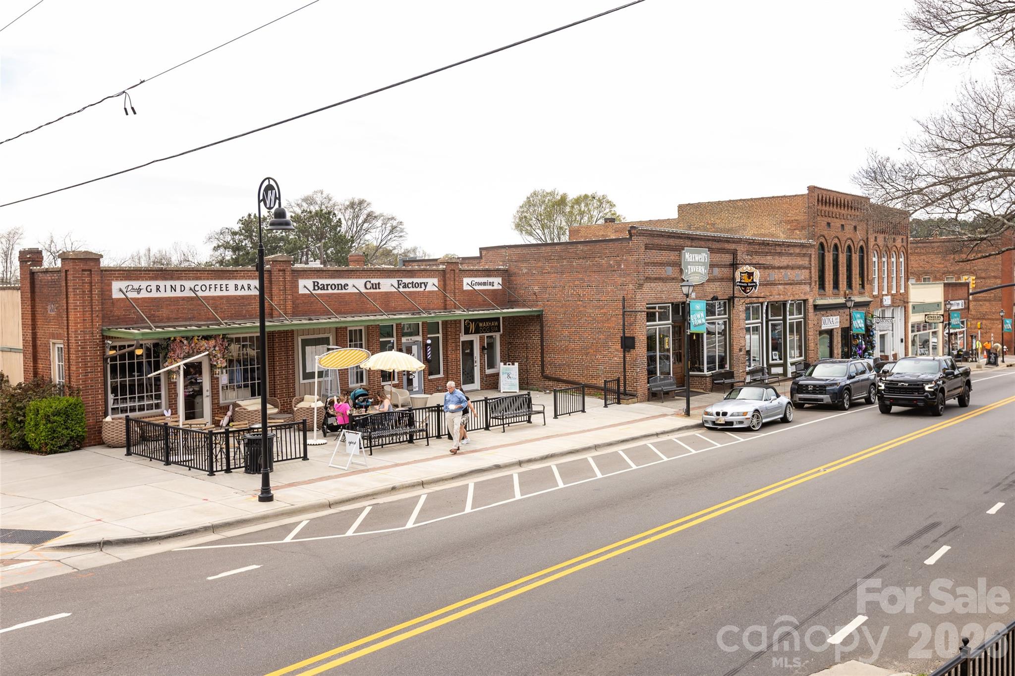 7722 Farmbrook Drive — Waxhaw