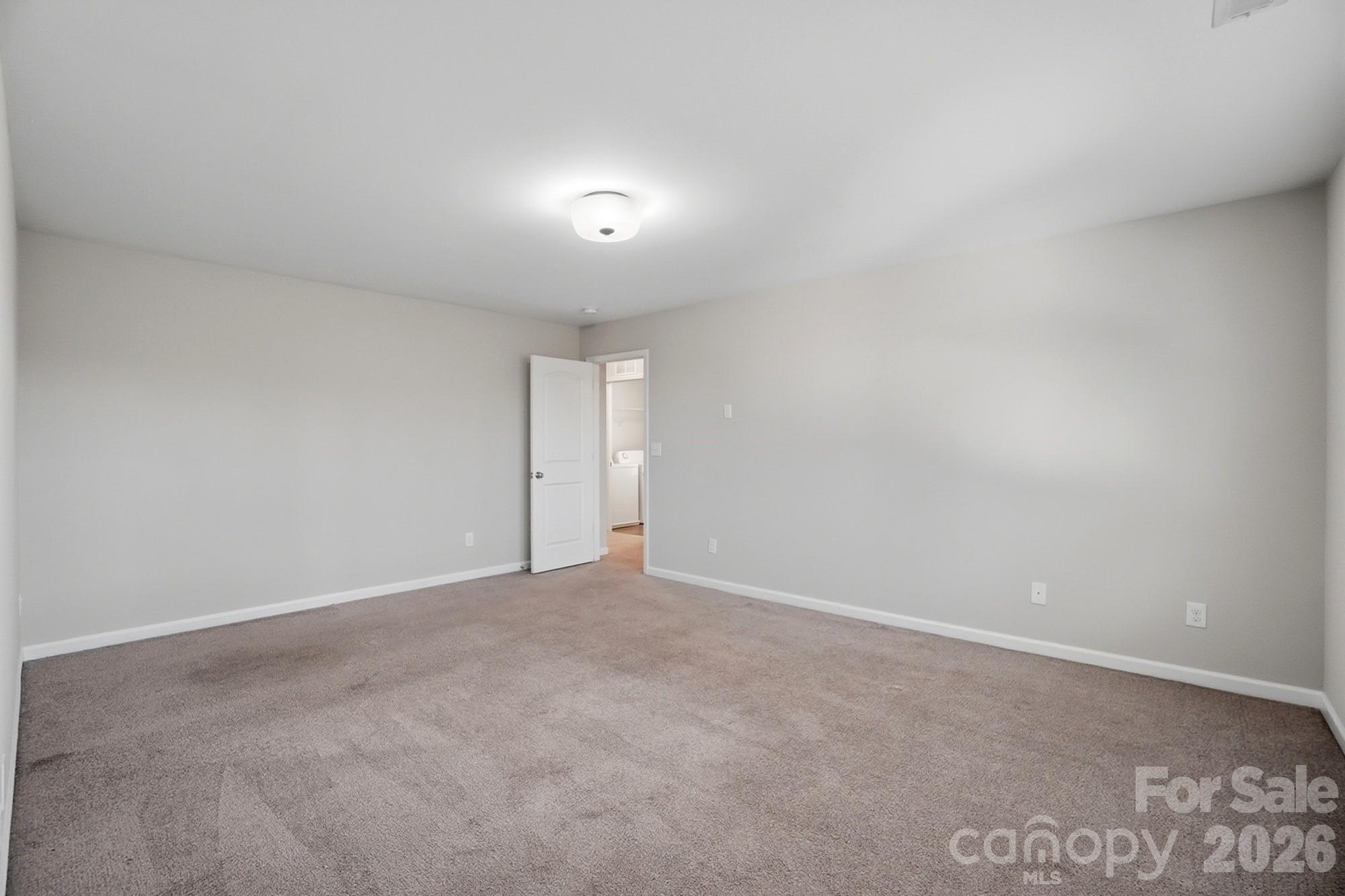 1000 Newfound Hollow Drive — Charlotte