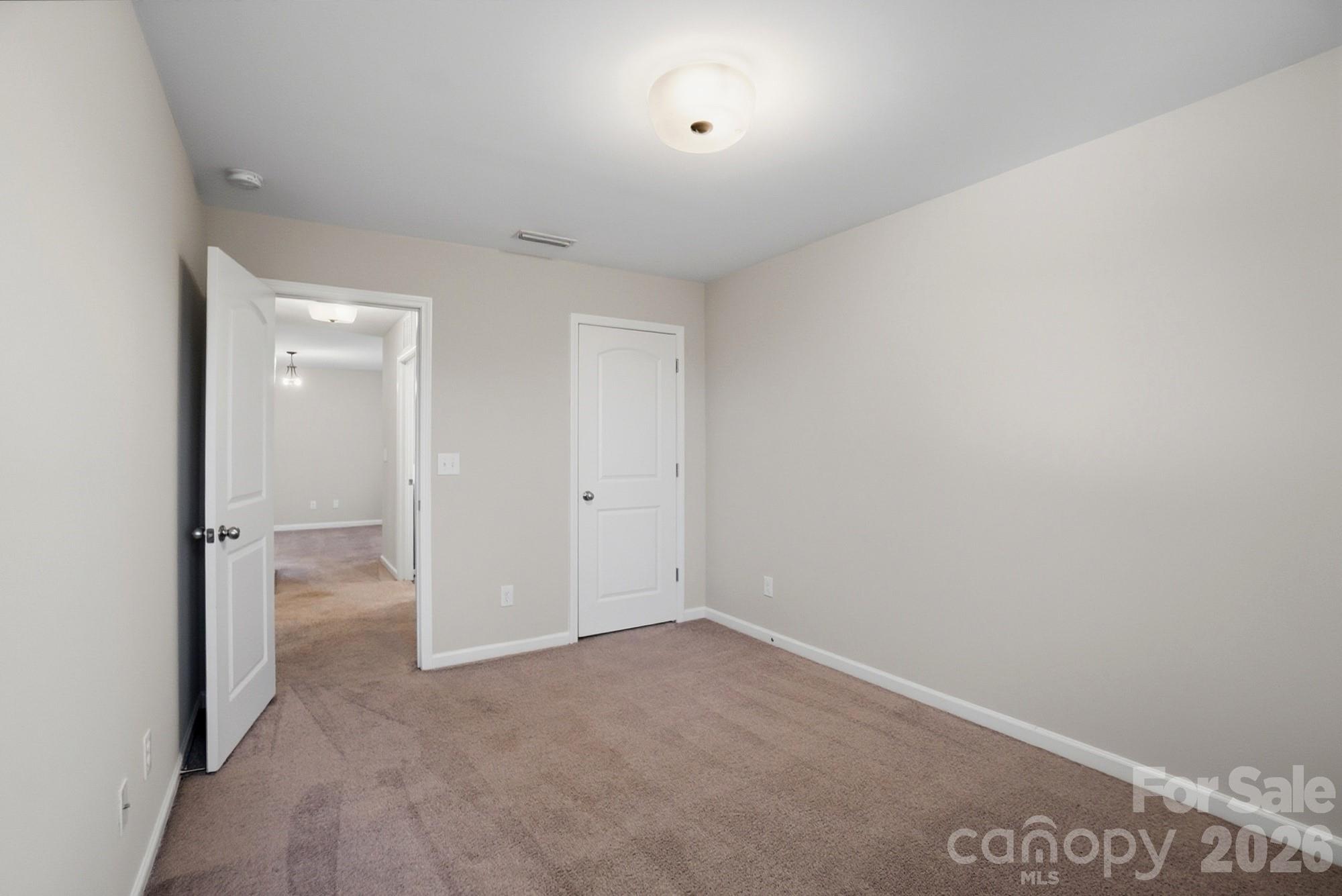 1000 Newfound Hollow Drive — Charlotte