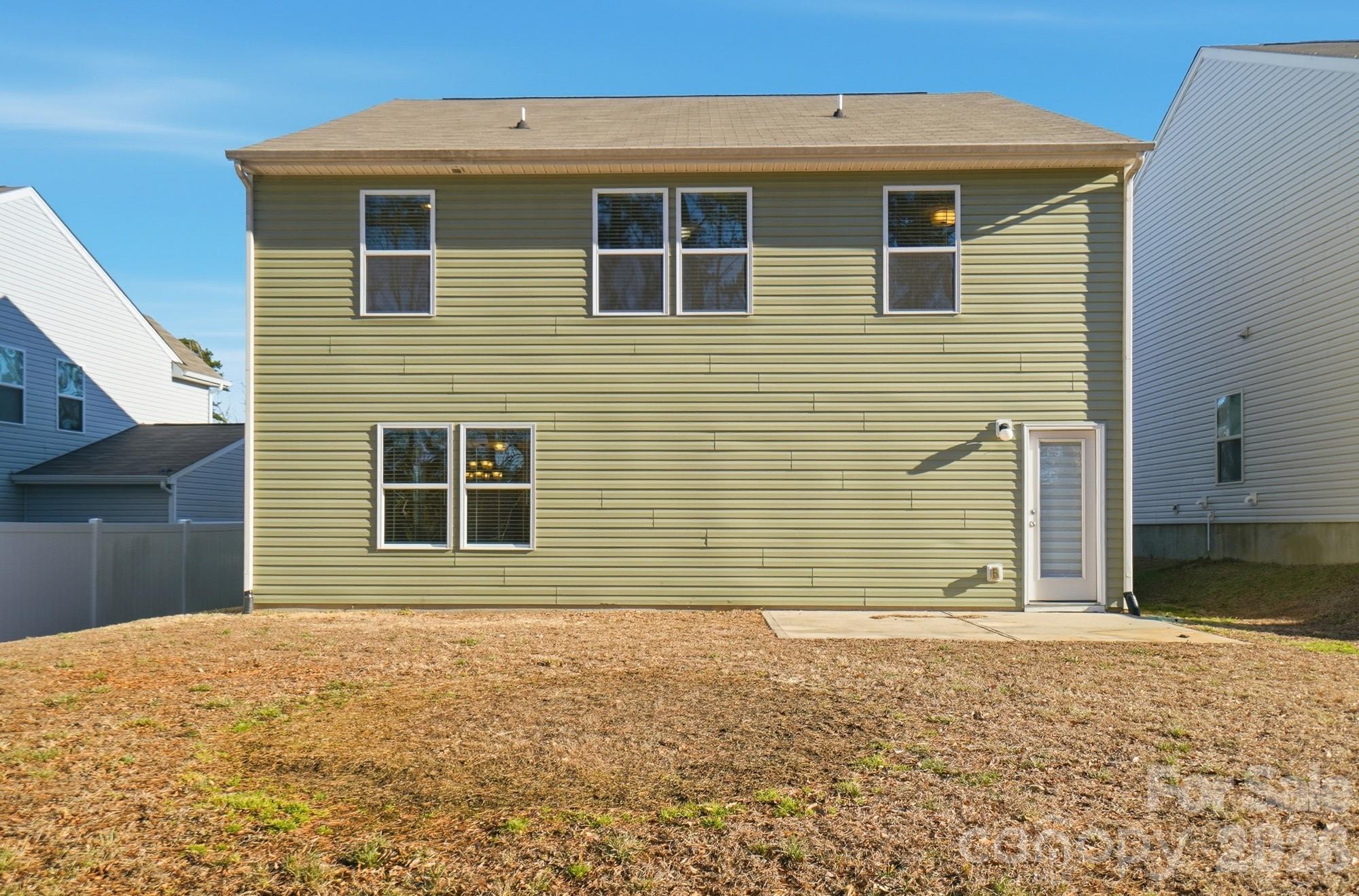 1000 Newfound Hollow Drive — Charlotte