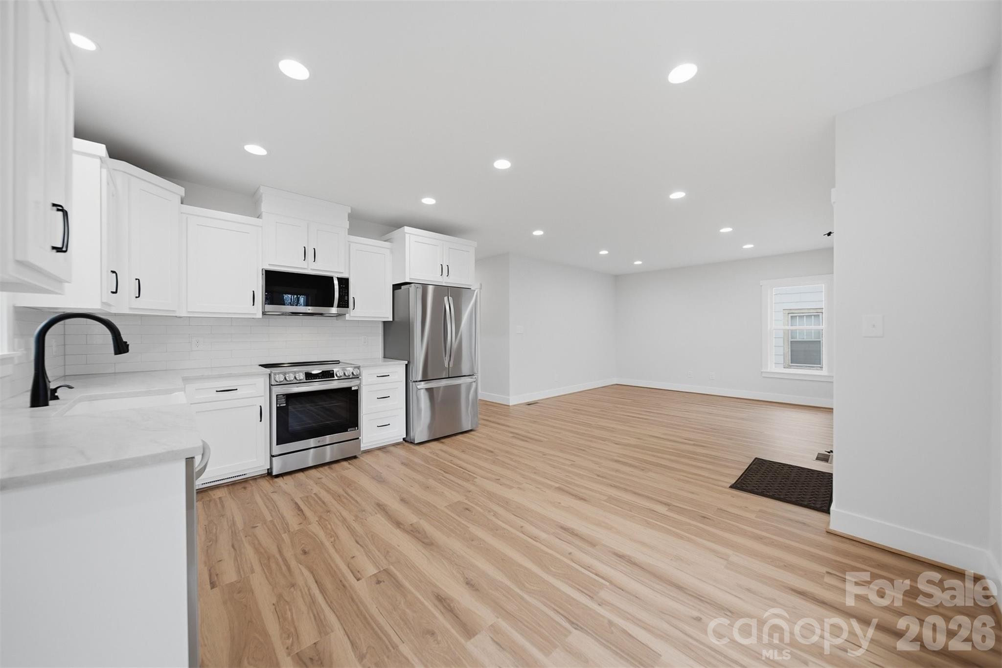 1022 E Main Street — Maiden