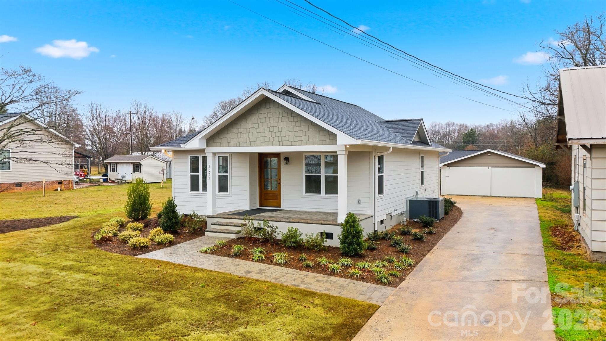 1022 E Main Street — Maiden
