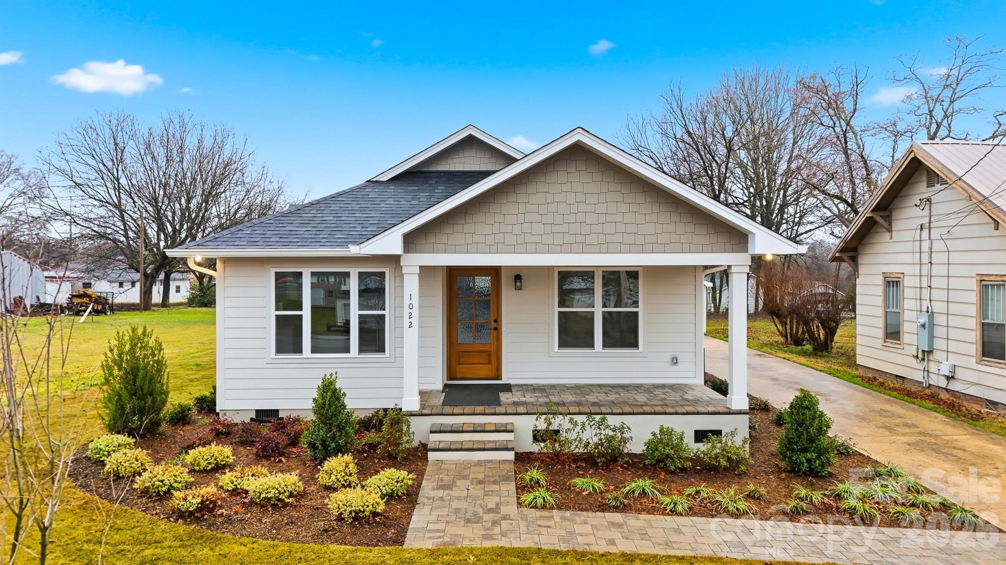 1022 E Main Street — Maiden