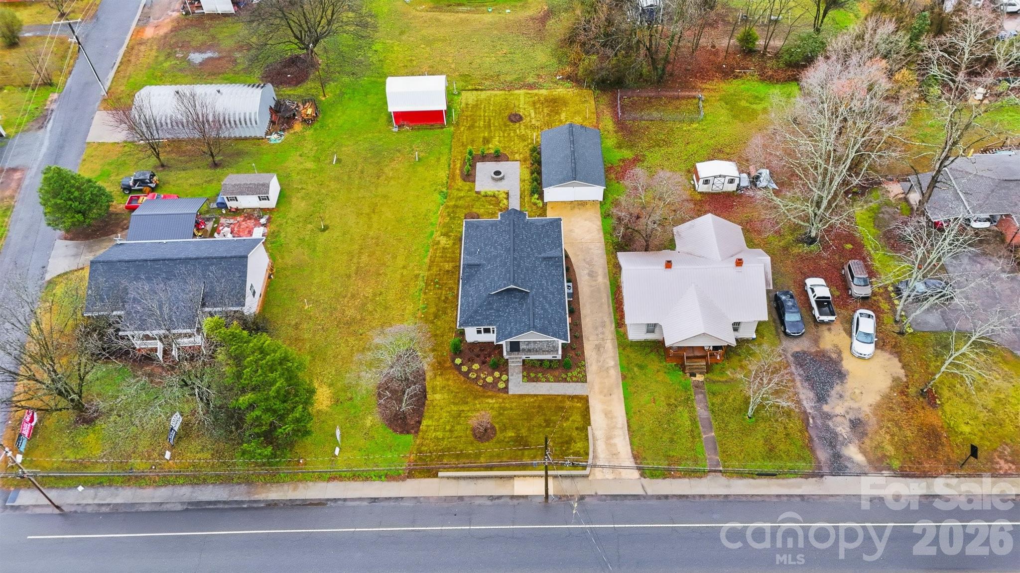 1022 E Main Street — Maiden