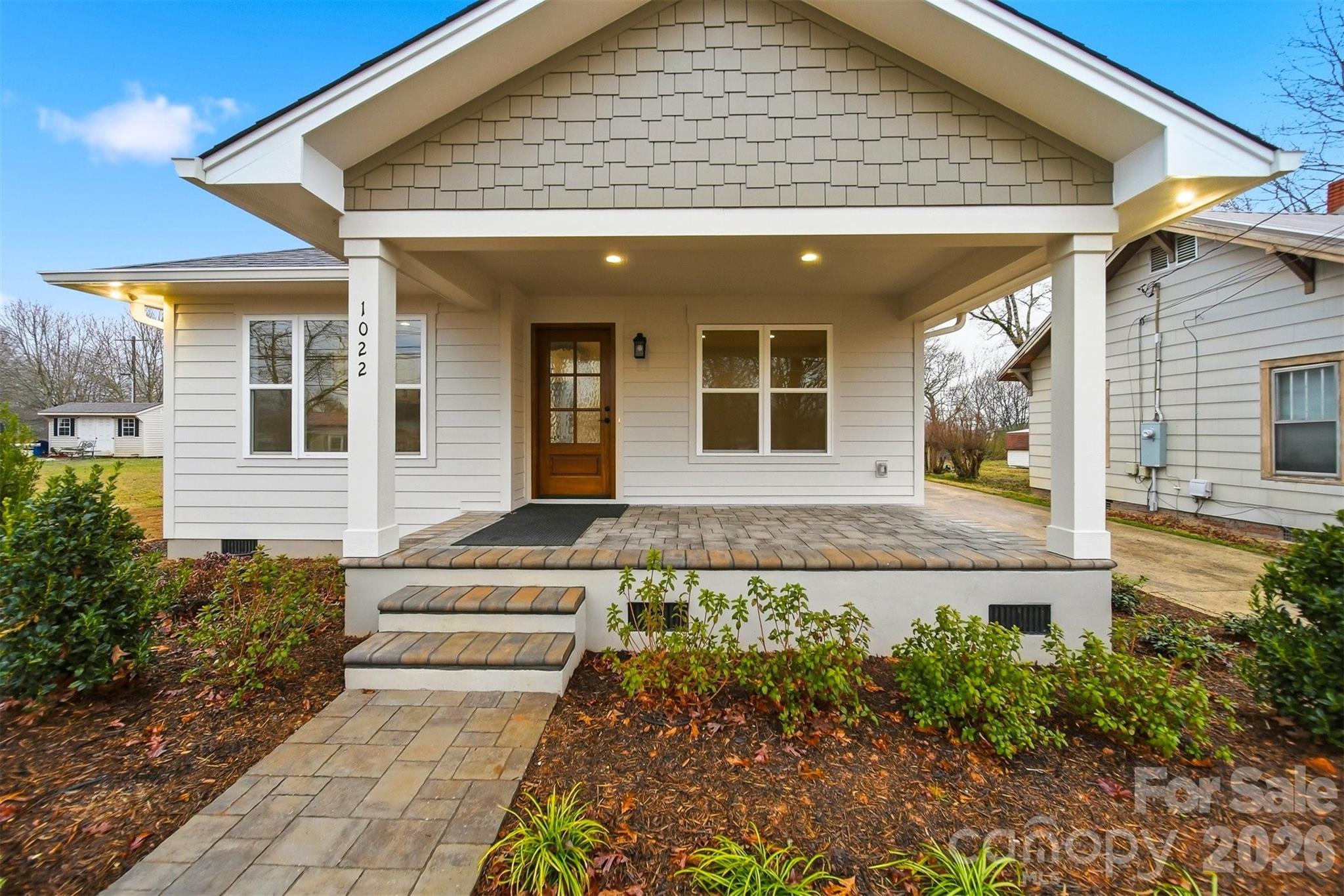 1022 E Main Street — Maiden