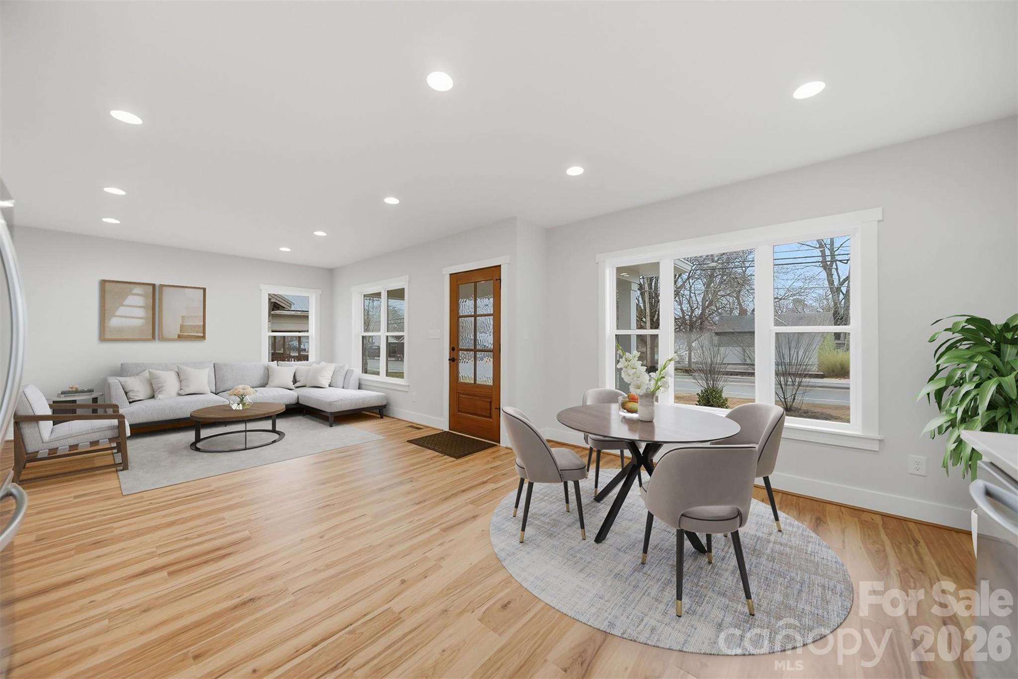 1022 E Main Street — Maiden