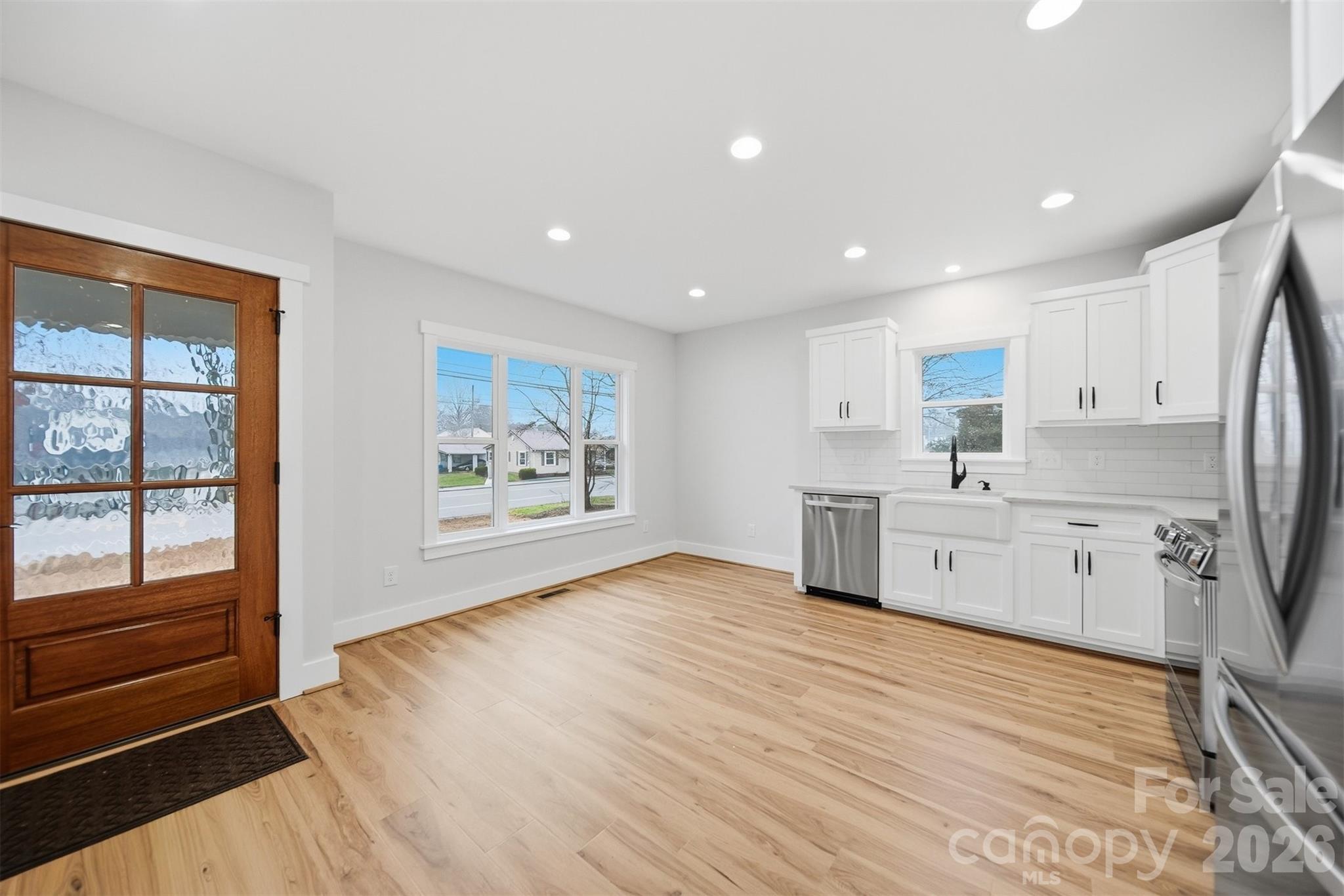 1022 E Main Street — Maiden