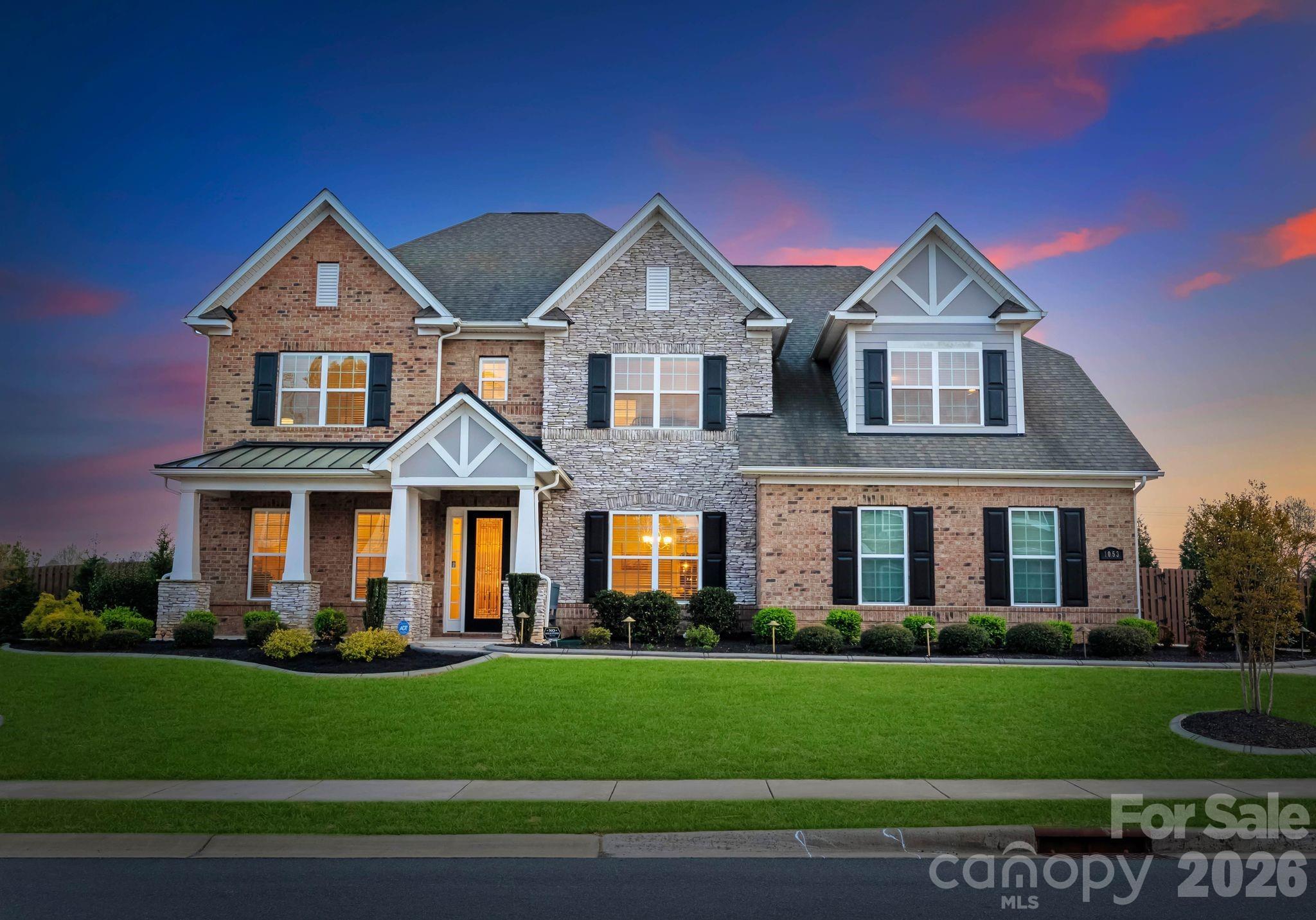 1053 Harlow's Crossing Drive — Matthews