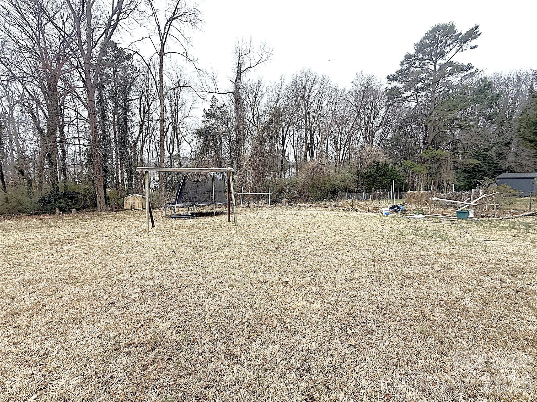6228 Vernedale Road — Charlotte