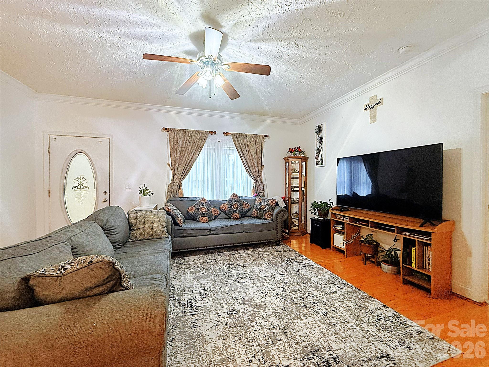 6228 Vernedale Road — Charlotte