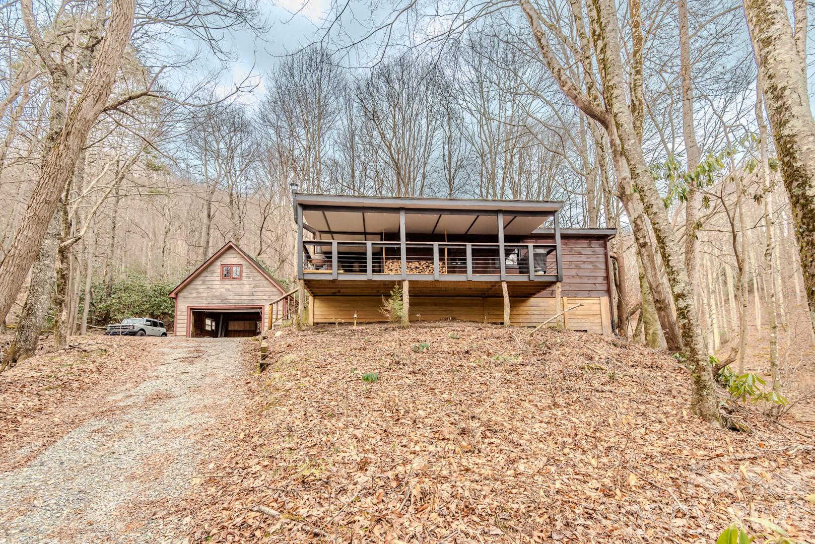 169 Samantha Springs Lane — Elk Park