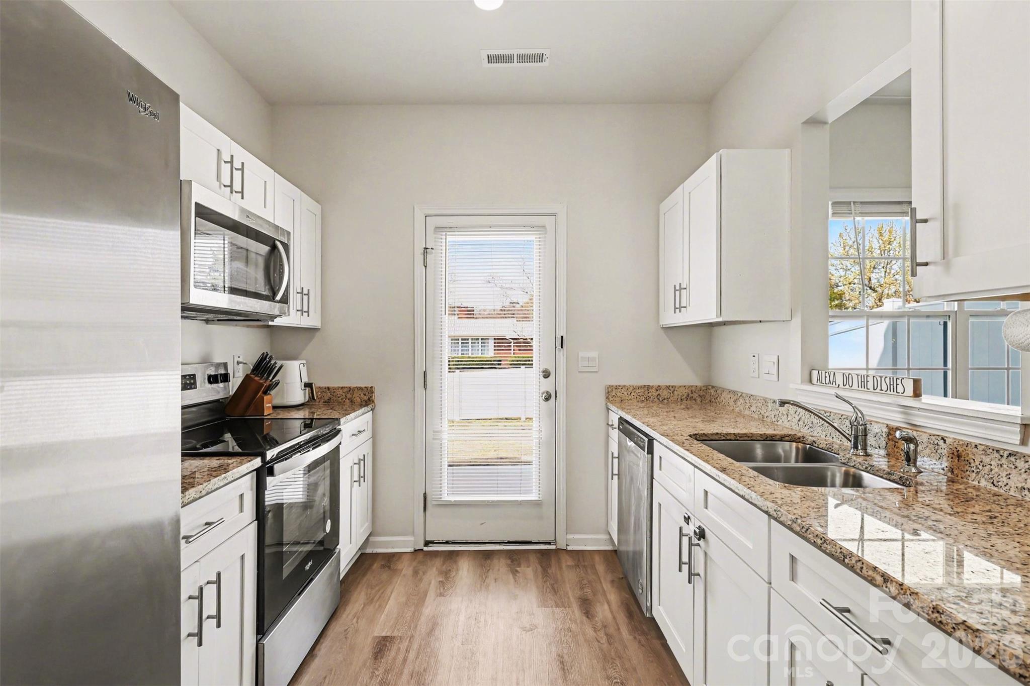 5521 Carrington Court — Trinity