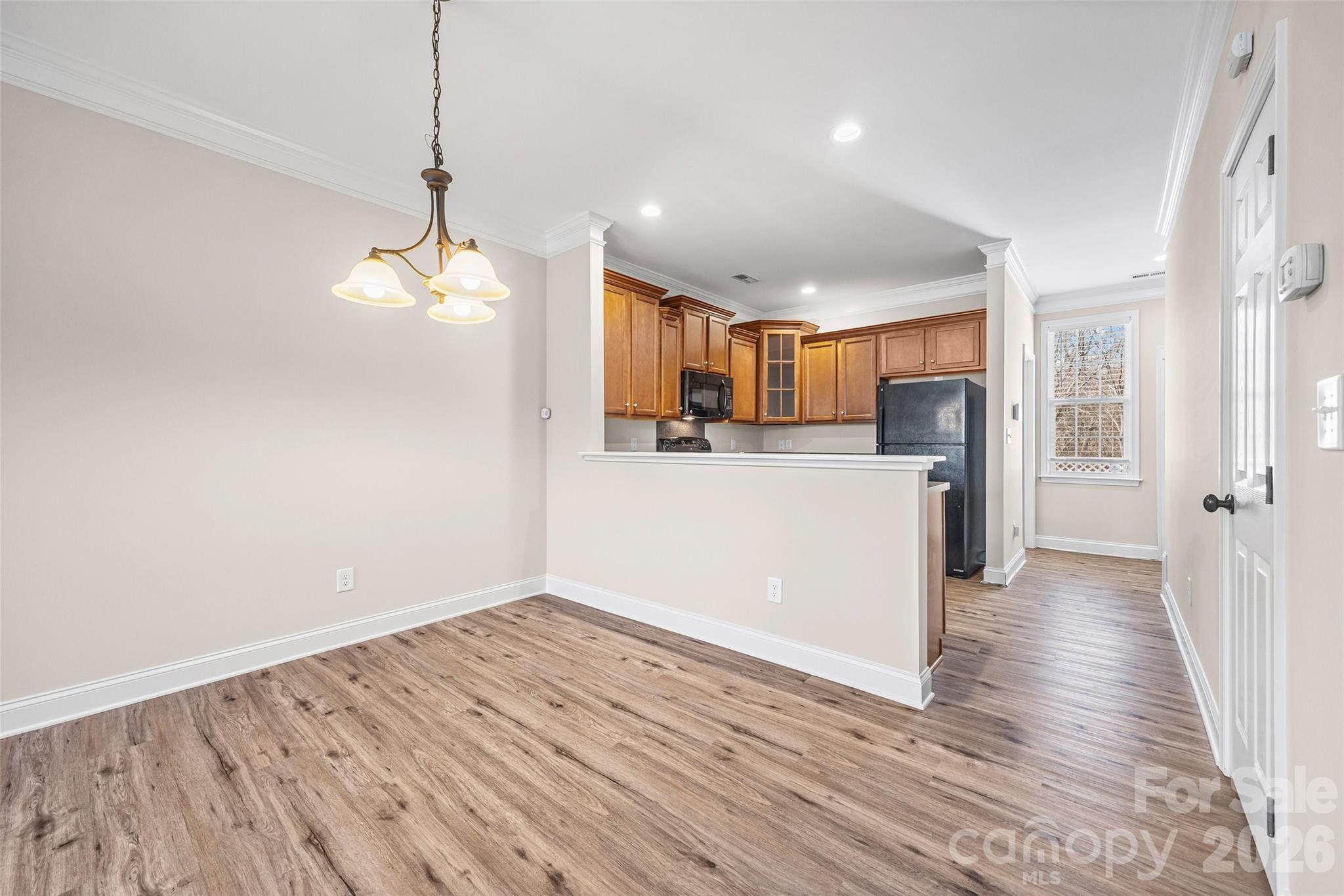 371 Beacon Street NW — Concord