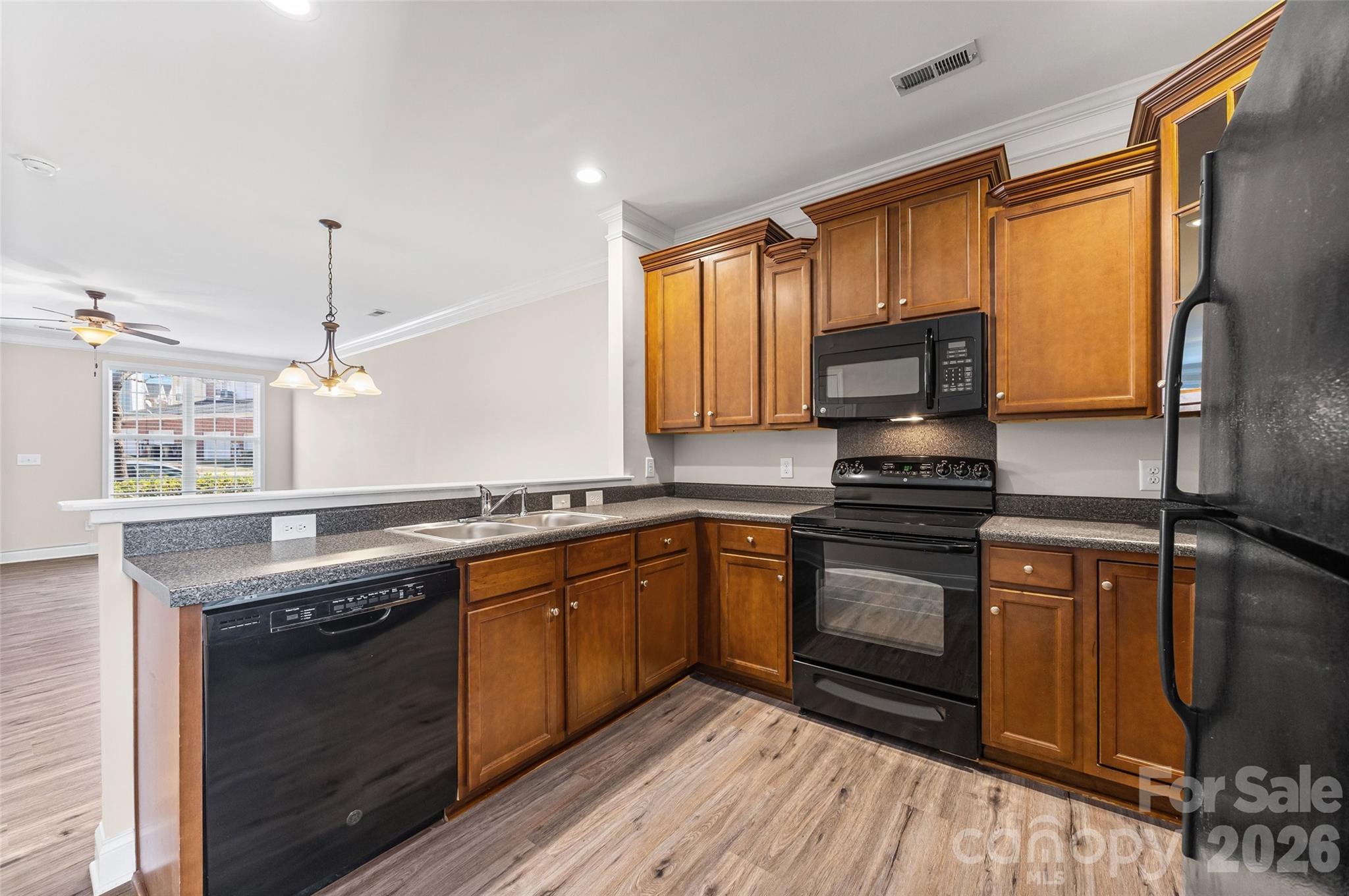 371 Beacon Street NW — Concord