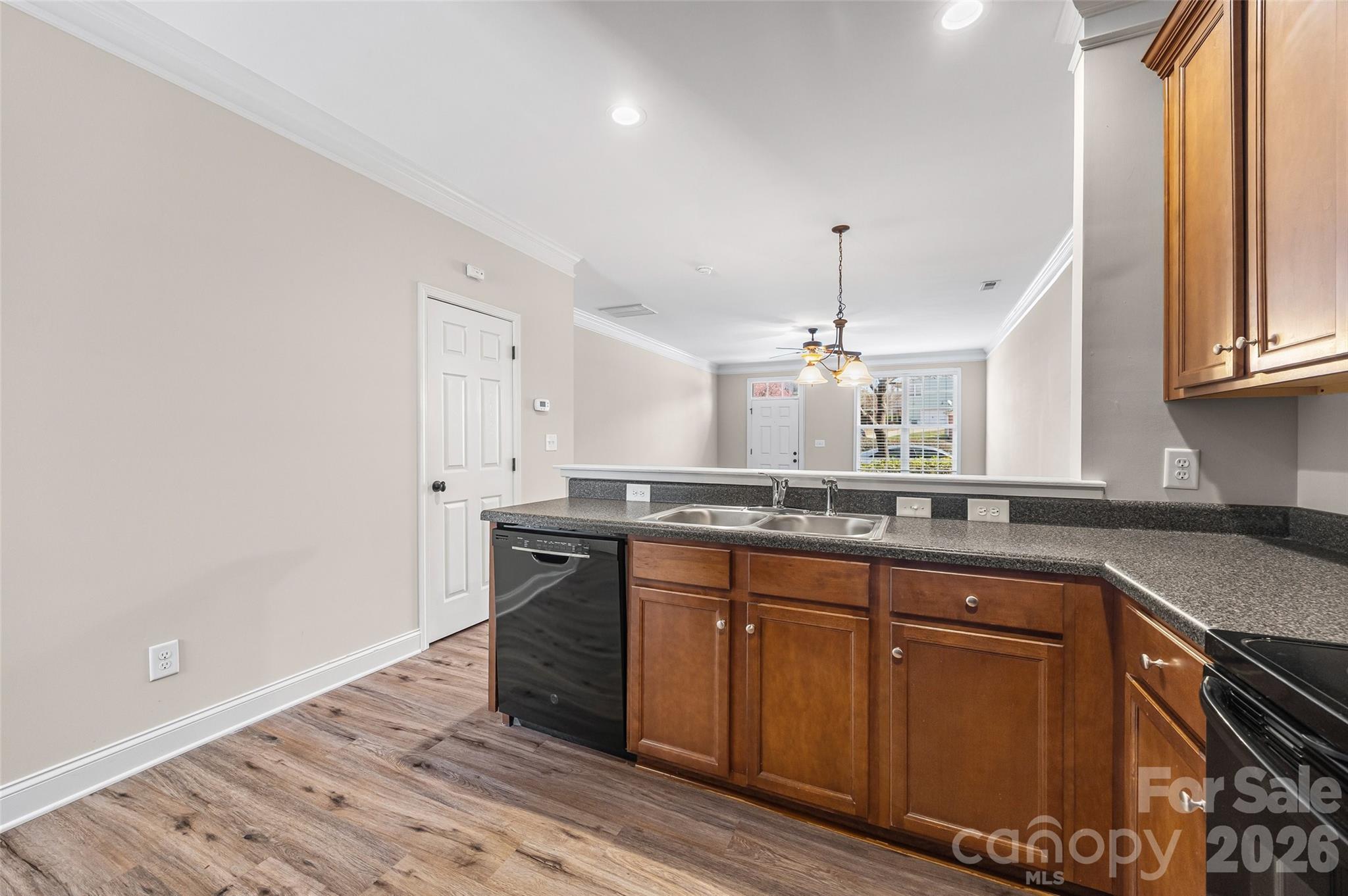 371 Beacon Street NW — Concord