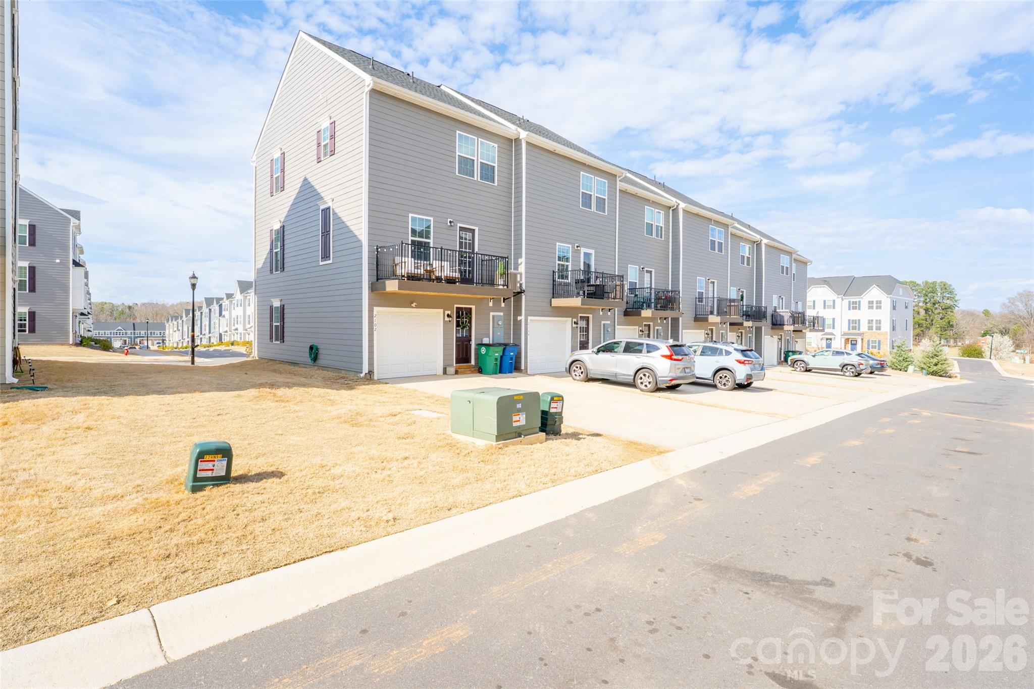 2102 Trout Lily Lane — Matthews