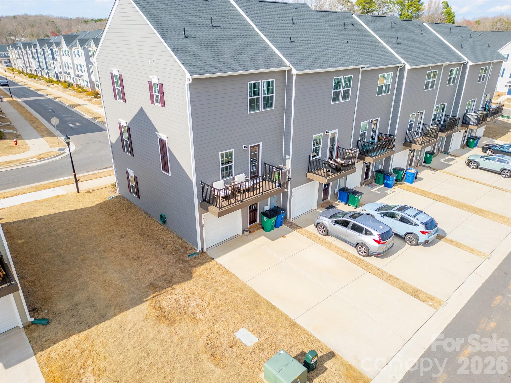 2102 Trout Lily Lane — Matthews
