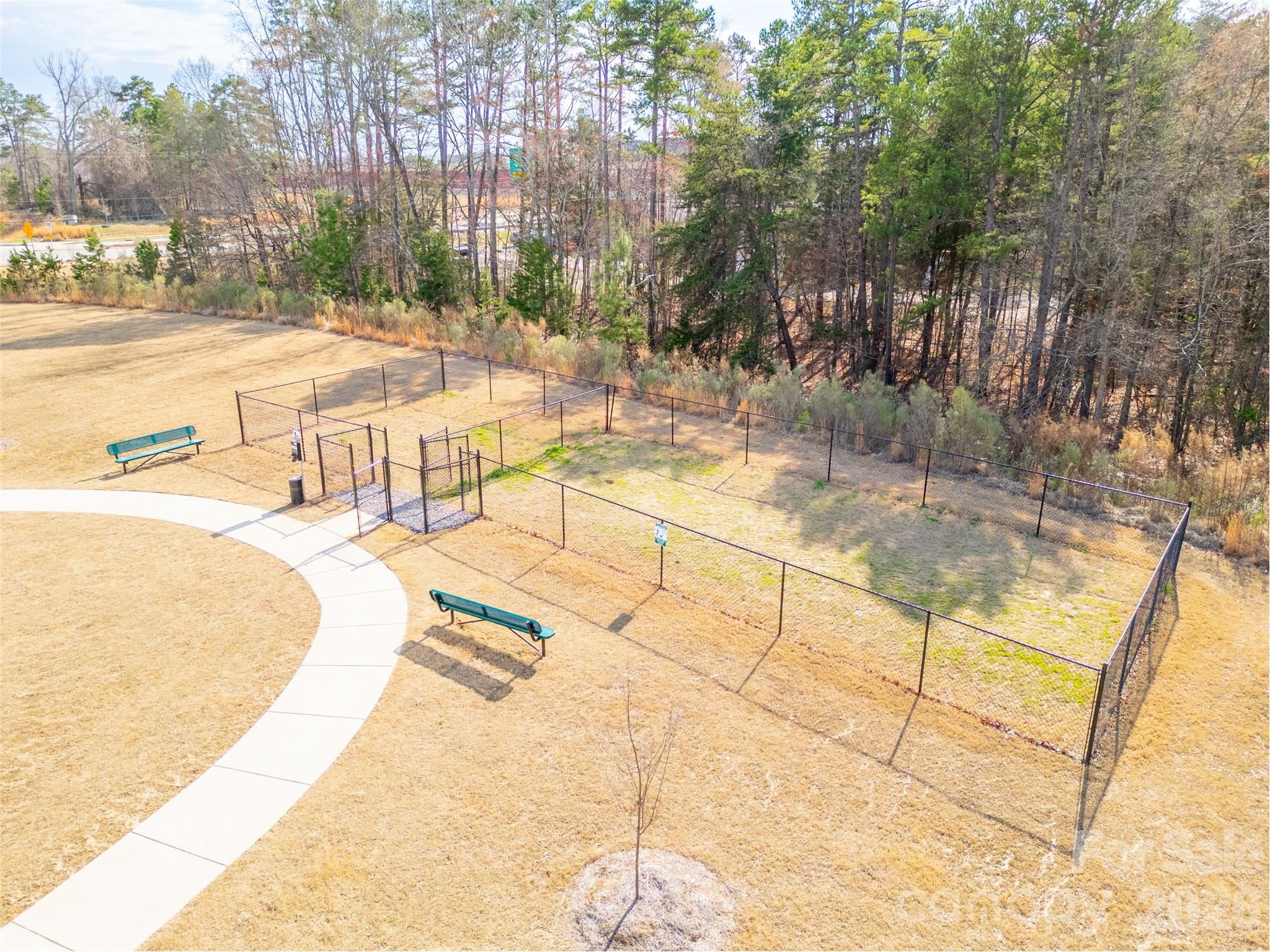 2102 Trout Lily Lane — Matthews