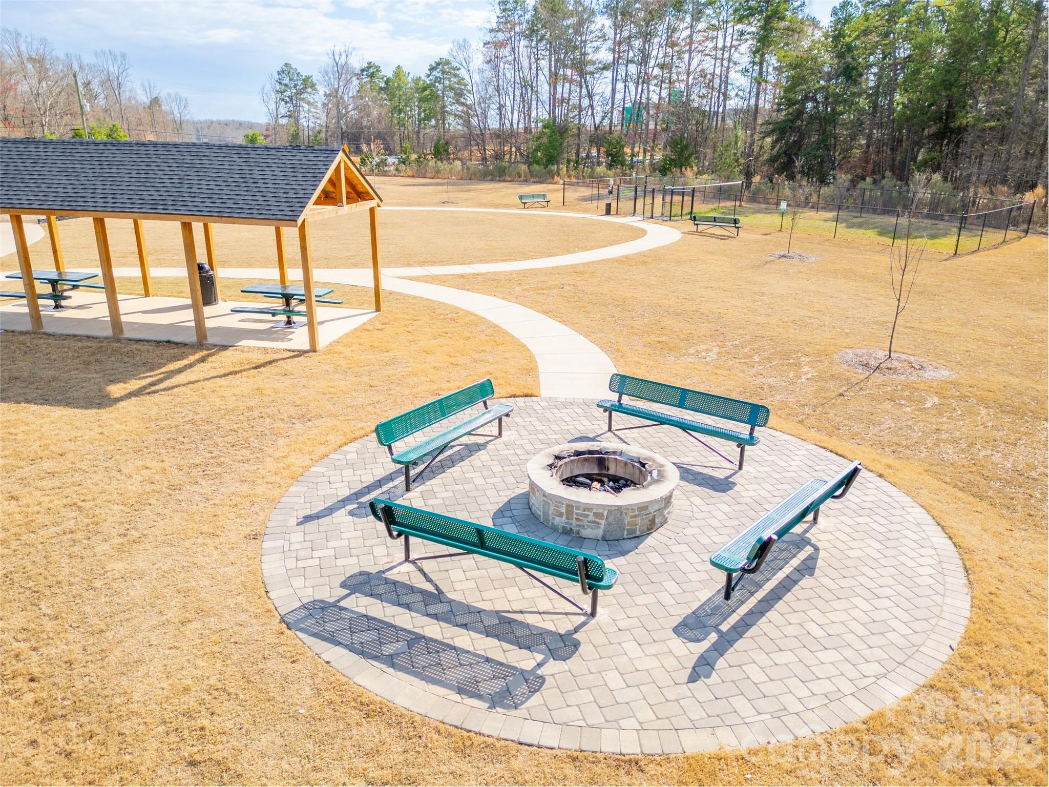 2102 Trout Lily Lane — Matthews