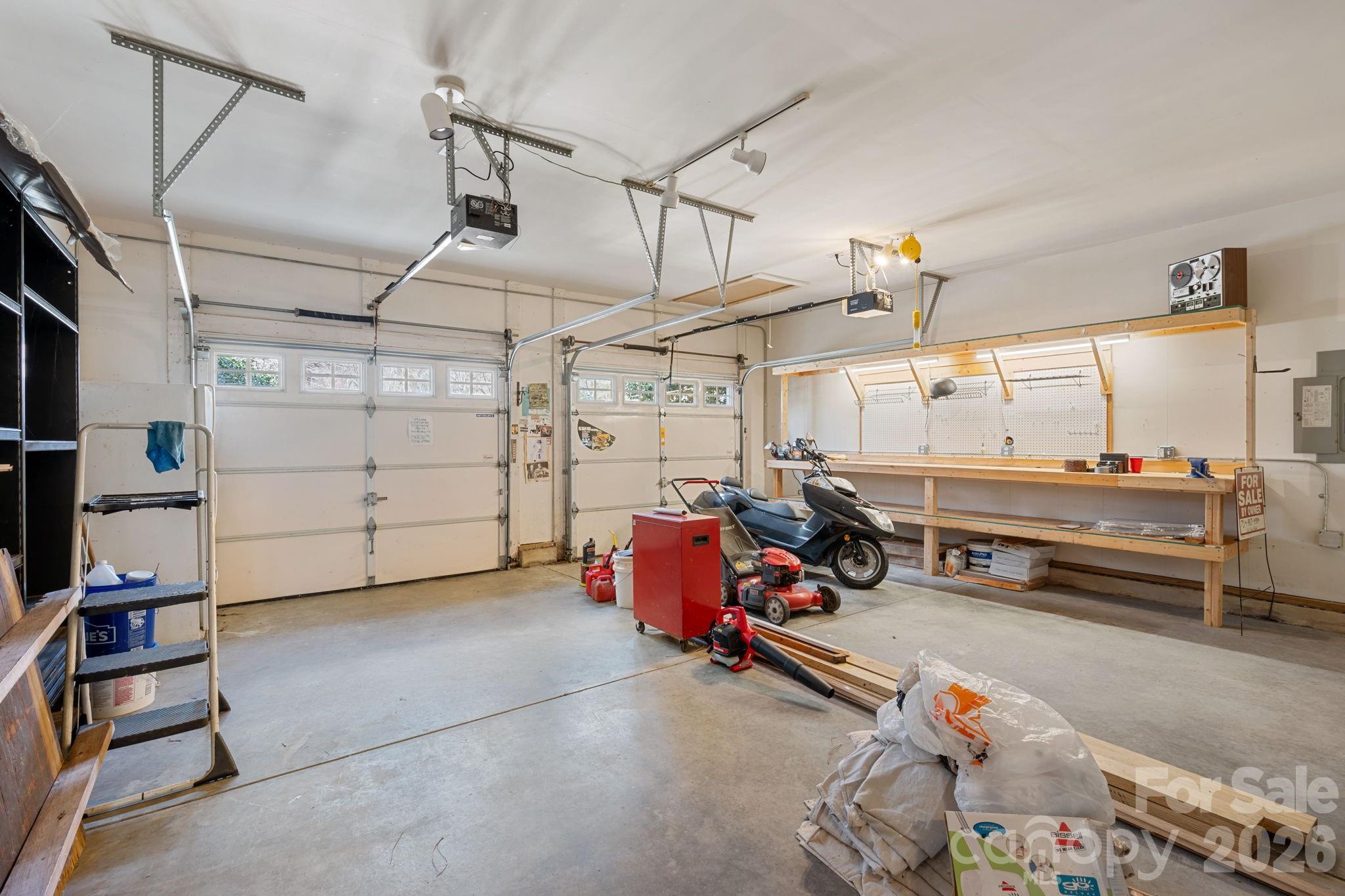 9507 Yearwood Lane — Charlotte