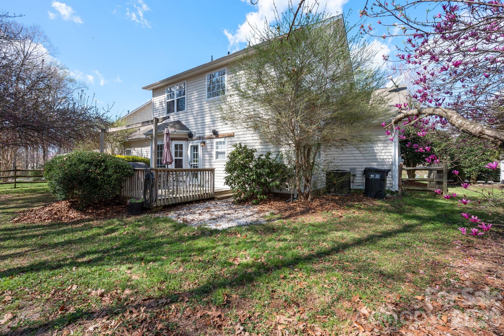 9507 Yearwood Lane — Charlotte