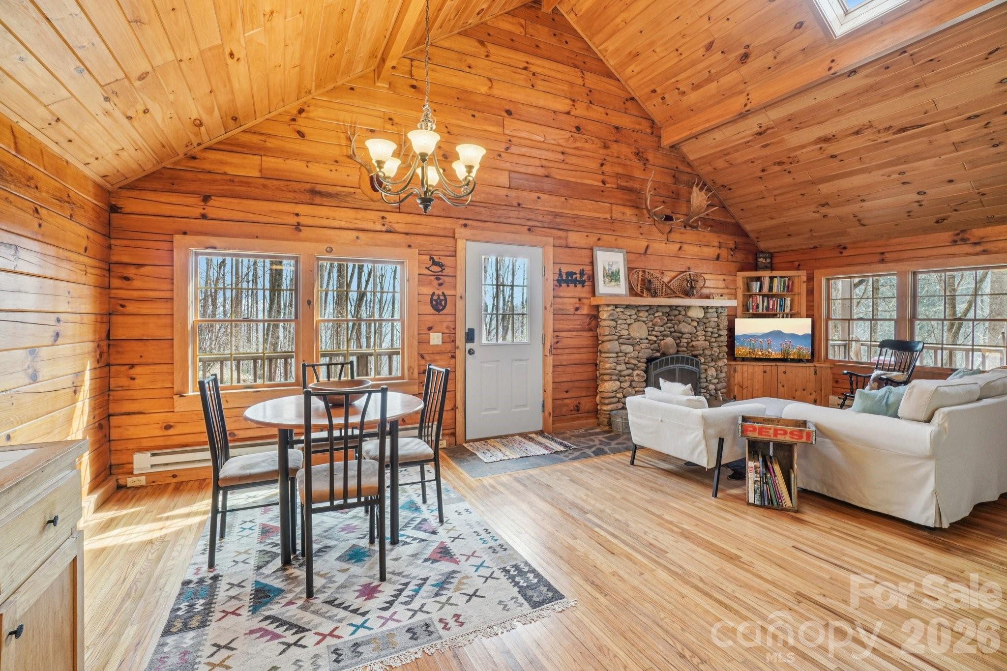 307 Roaring Creek Lane — Waynesville
