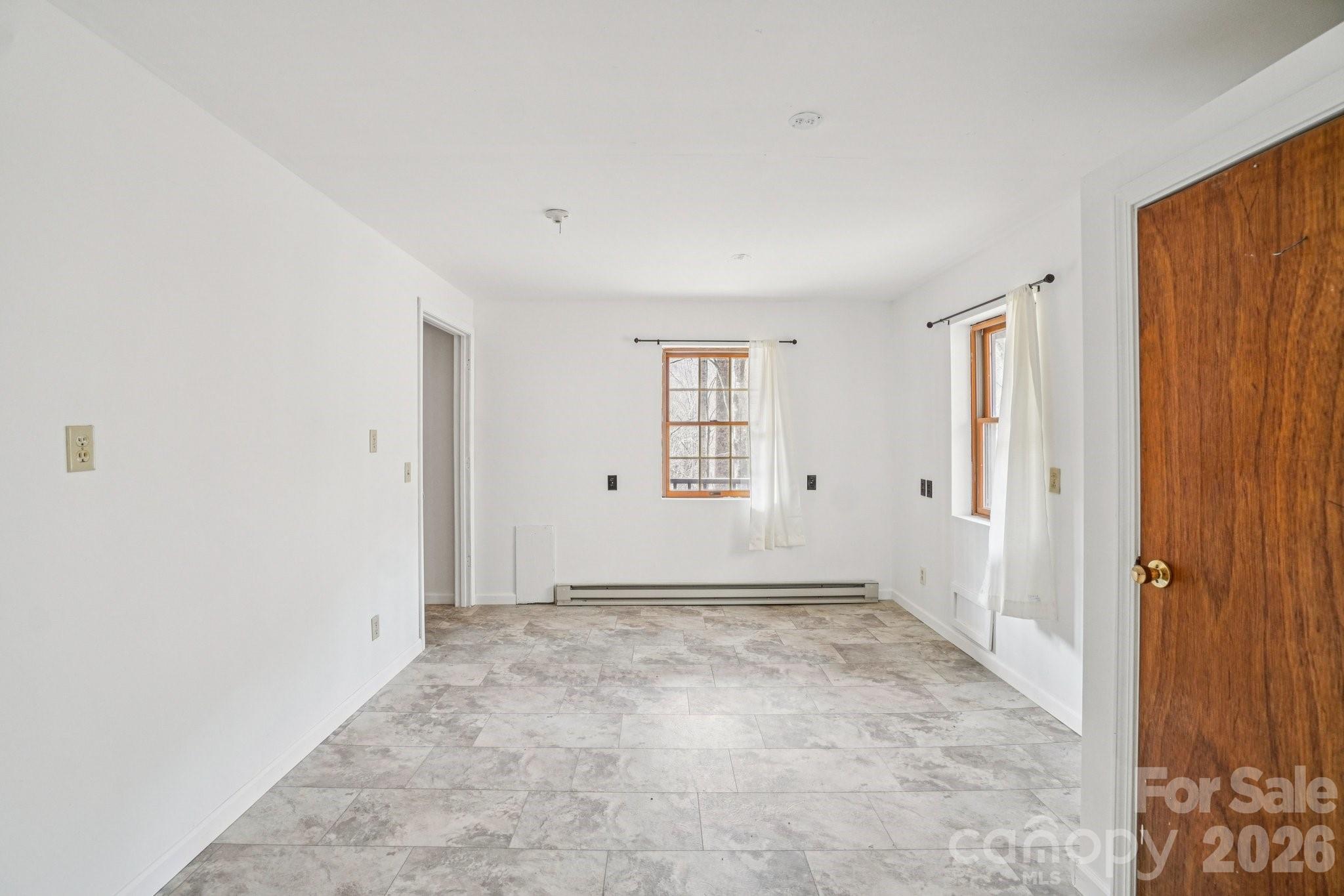 307 Roaring Creek Lane — Waynesville