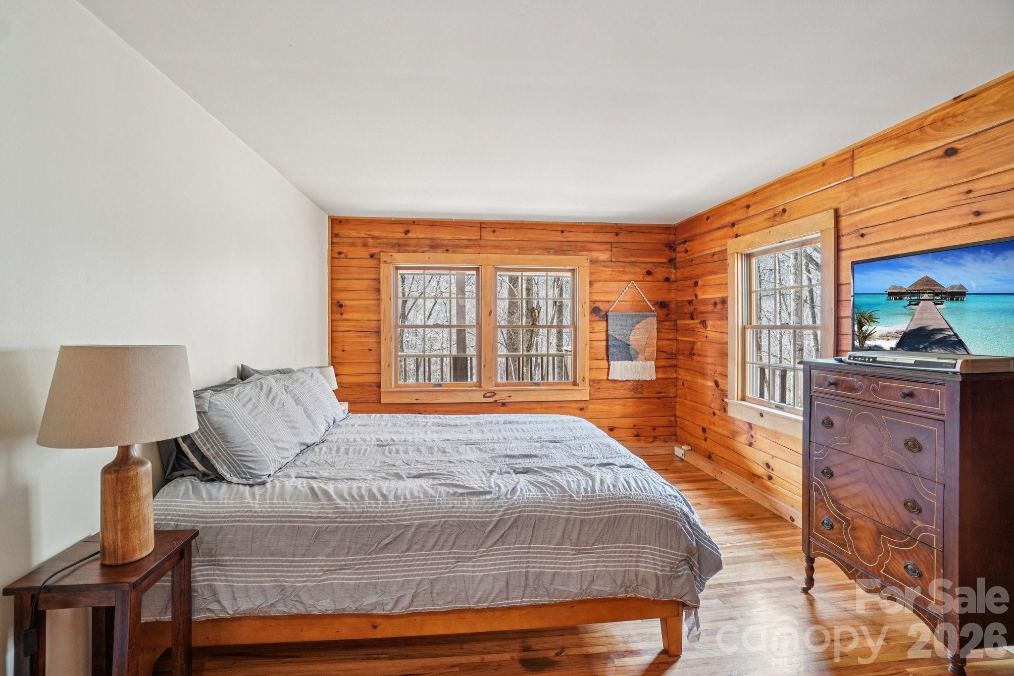 307 Roaring Creek Lane — Waynesville
