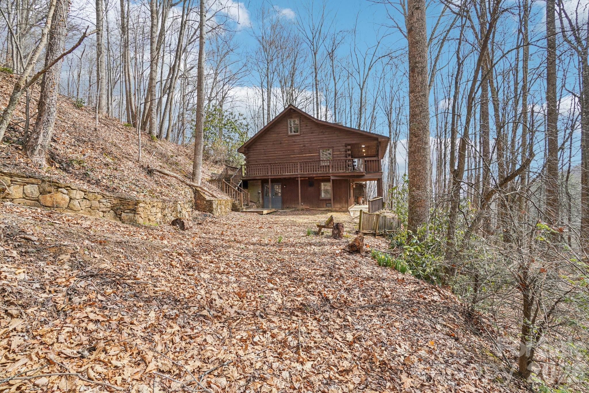 307 Roaring Creek Lane — Waynesville
