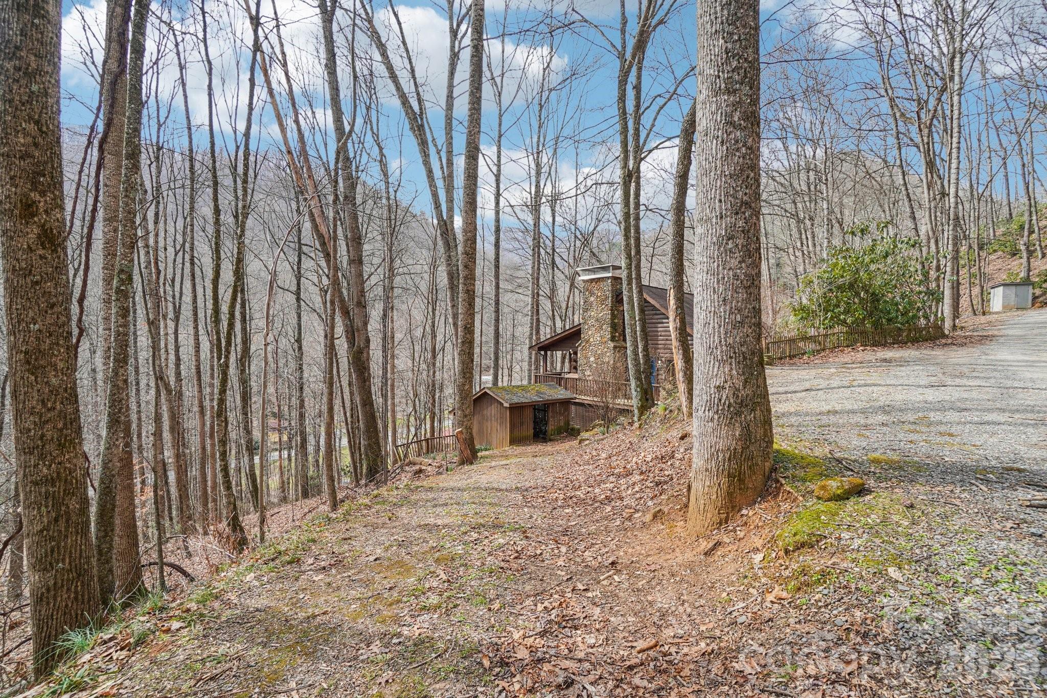 307 Roaring Creek Lane — Waynesville