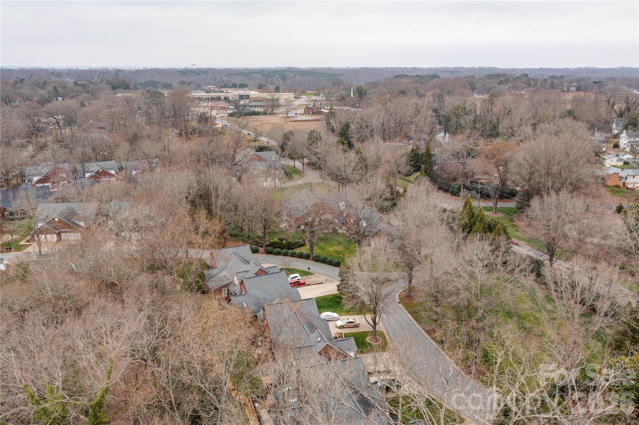 174 Columns Circle — Shelby
