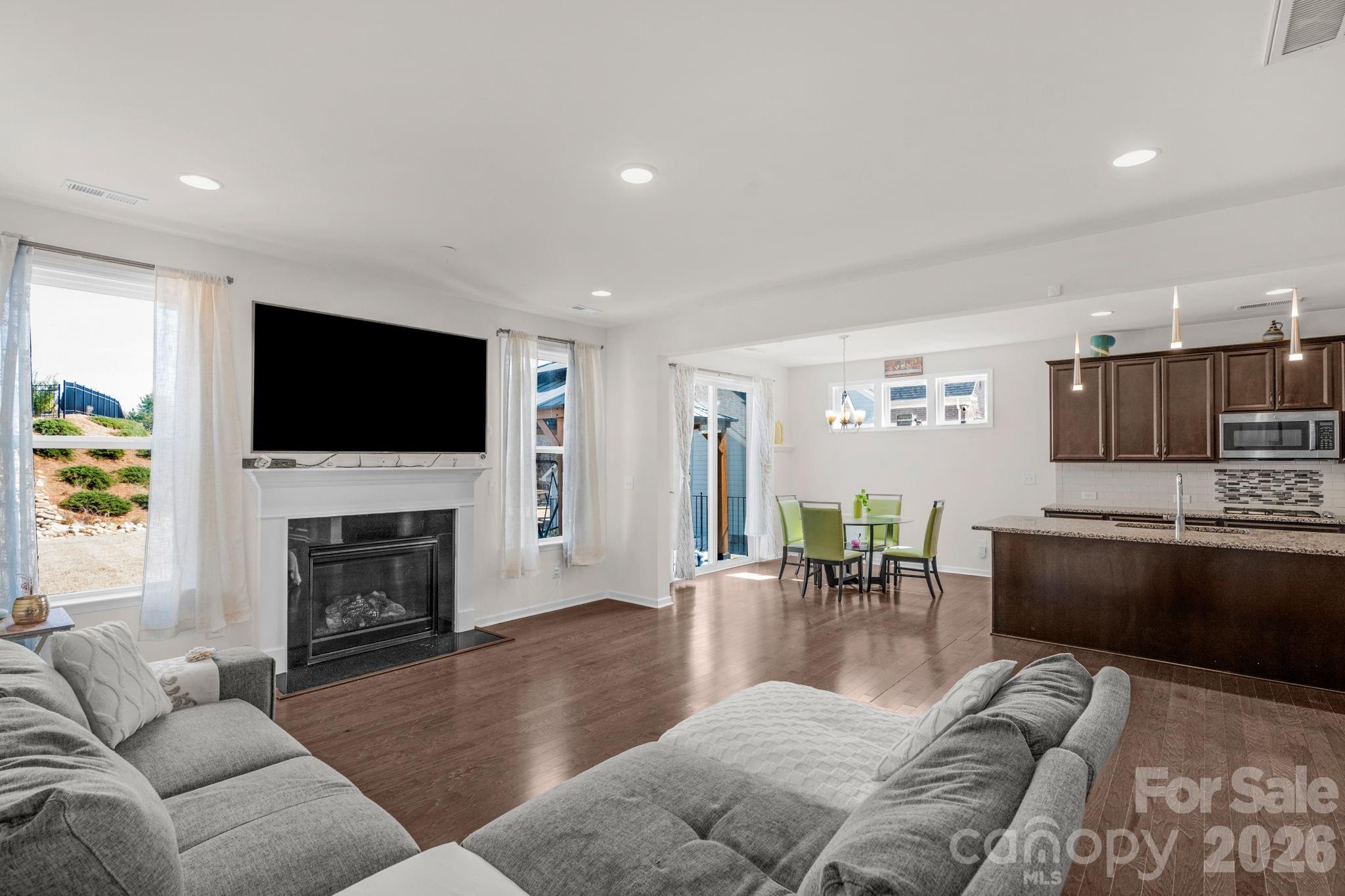 930 Parkland Place NW — Concord