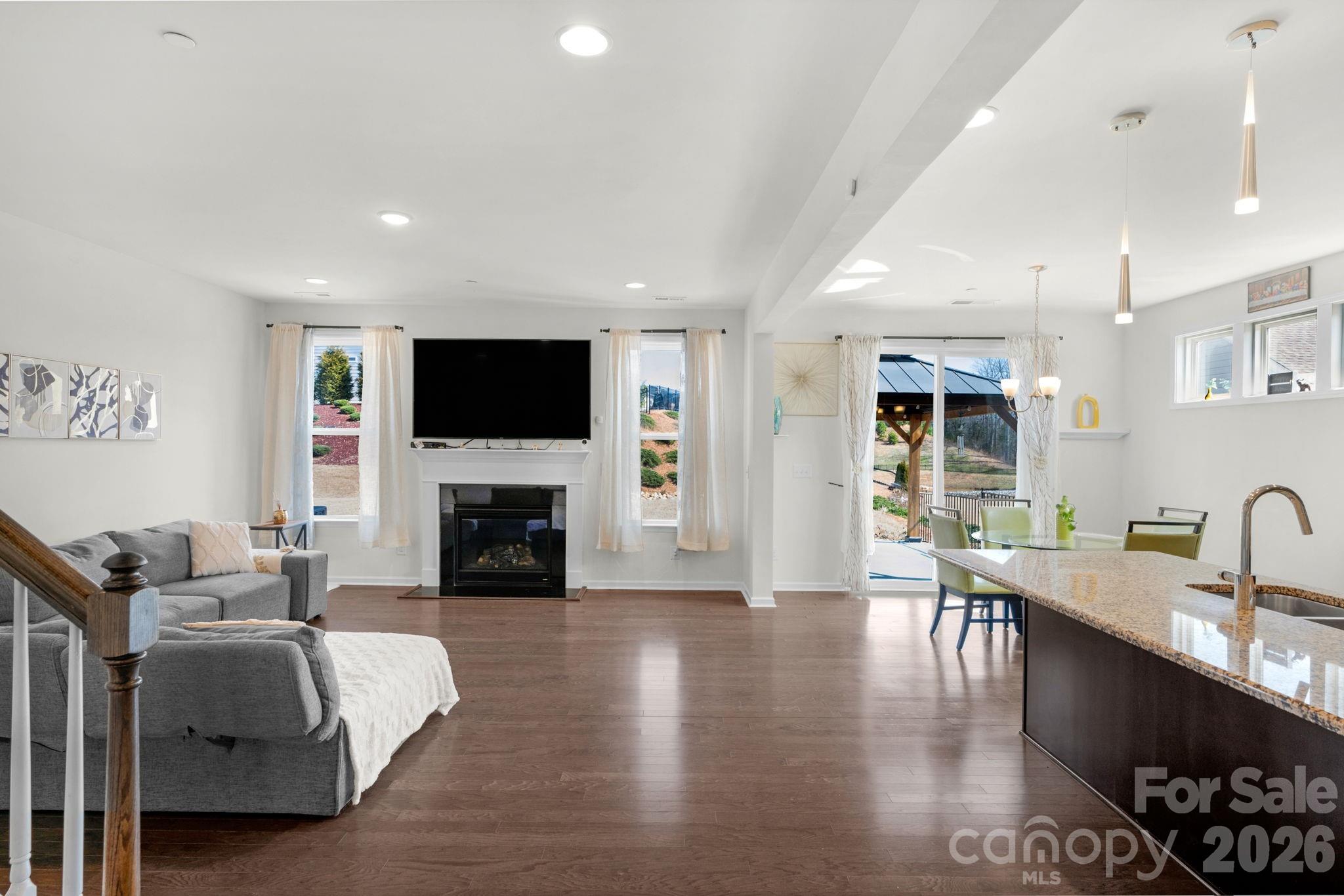 930 Parkland Place NW — Concord