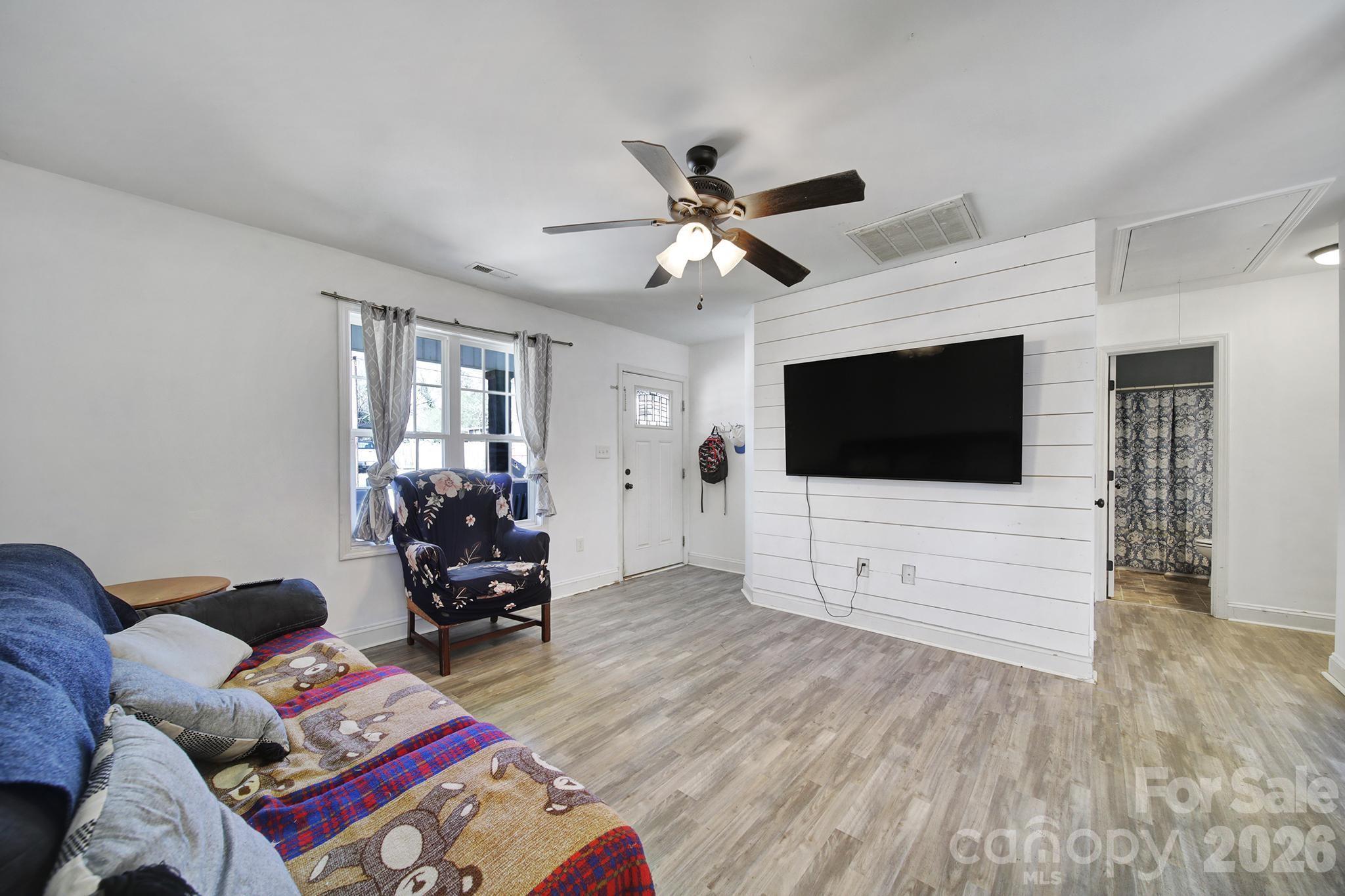 41 Saint Mary Avenue NW — Concord