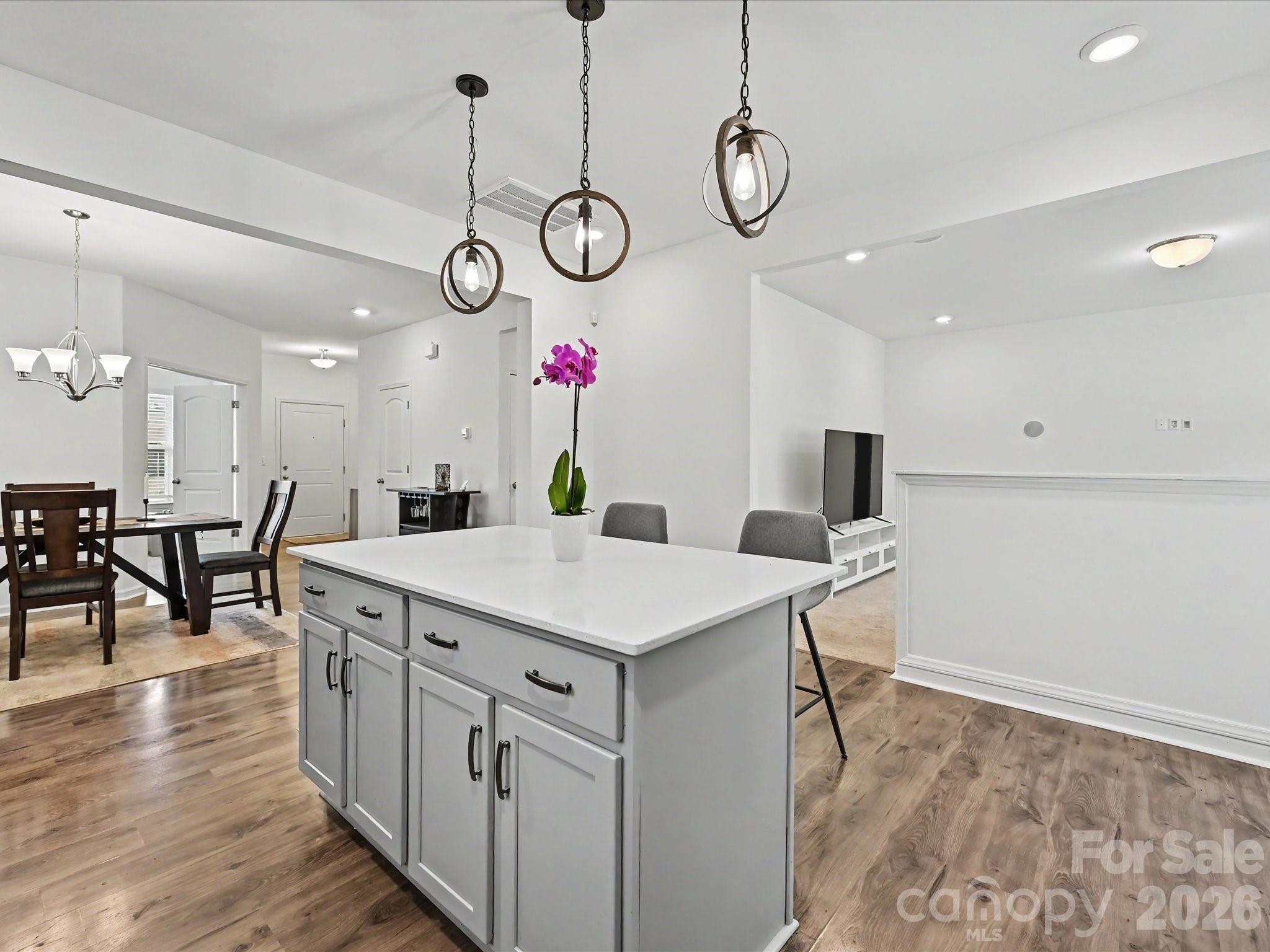 5125 Arbordale Way — Mount Holly