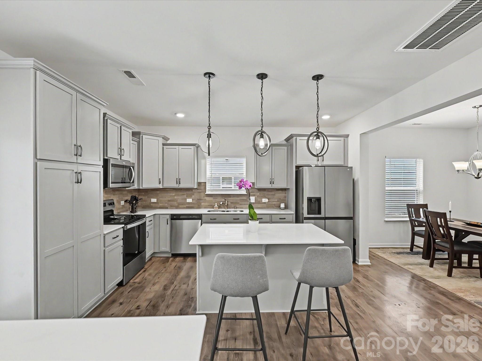 5125 Arbordale Way — Mount Holly