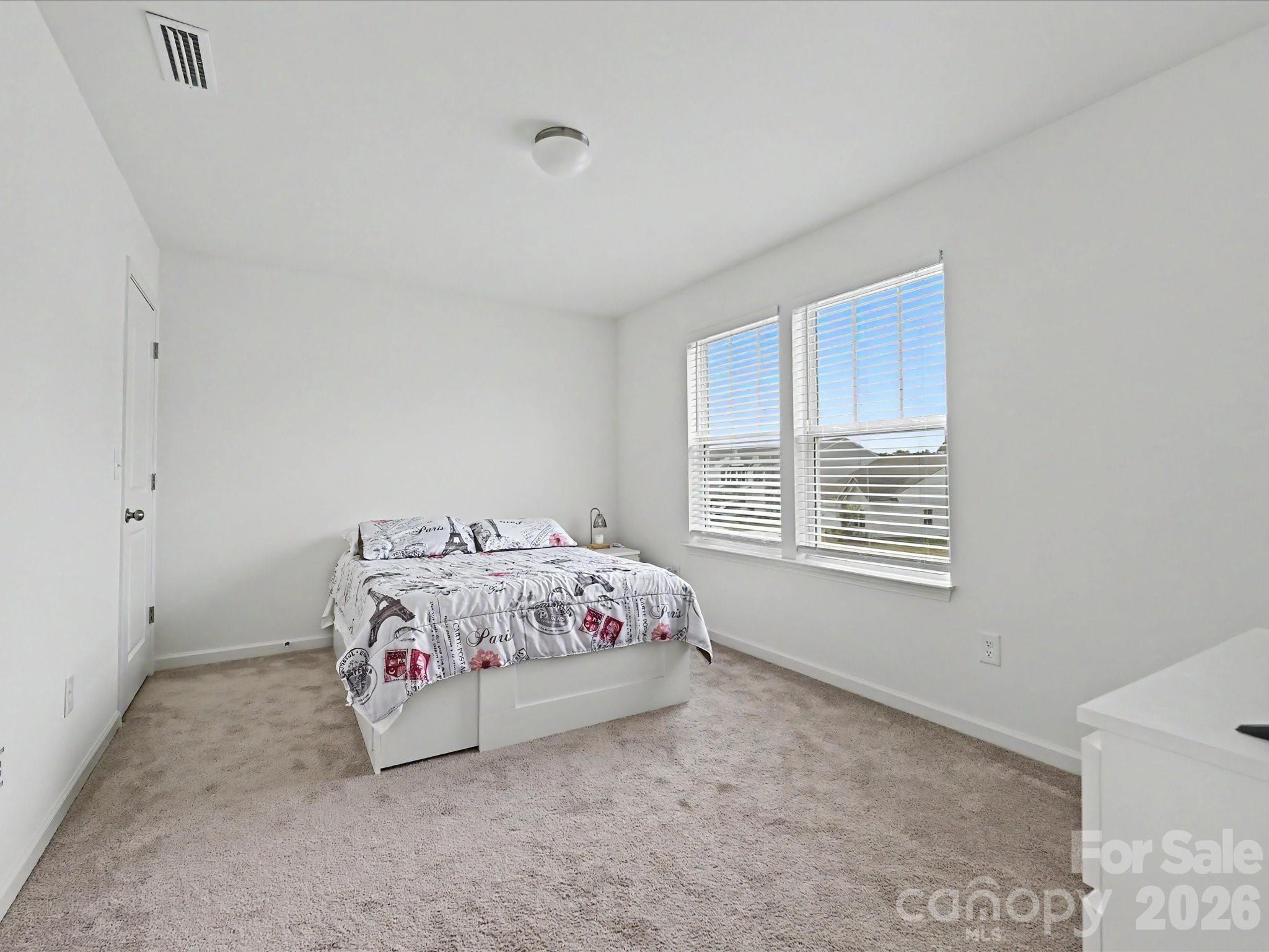 5125 Arbordale Way — Mount Holly